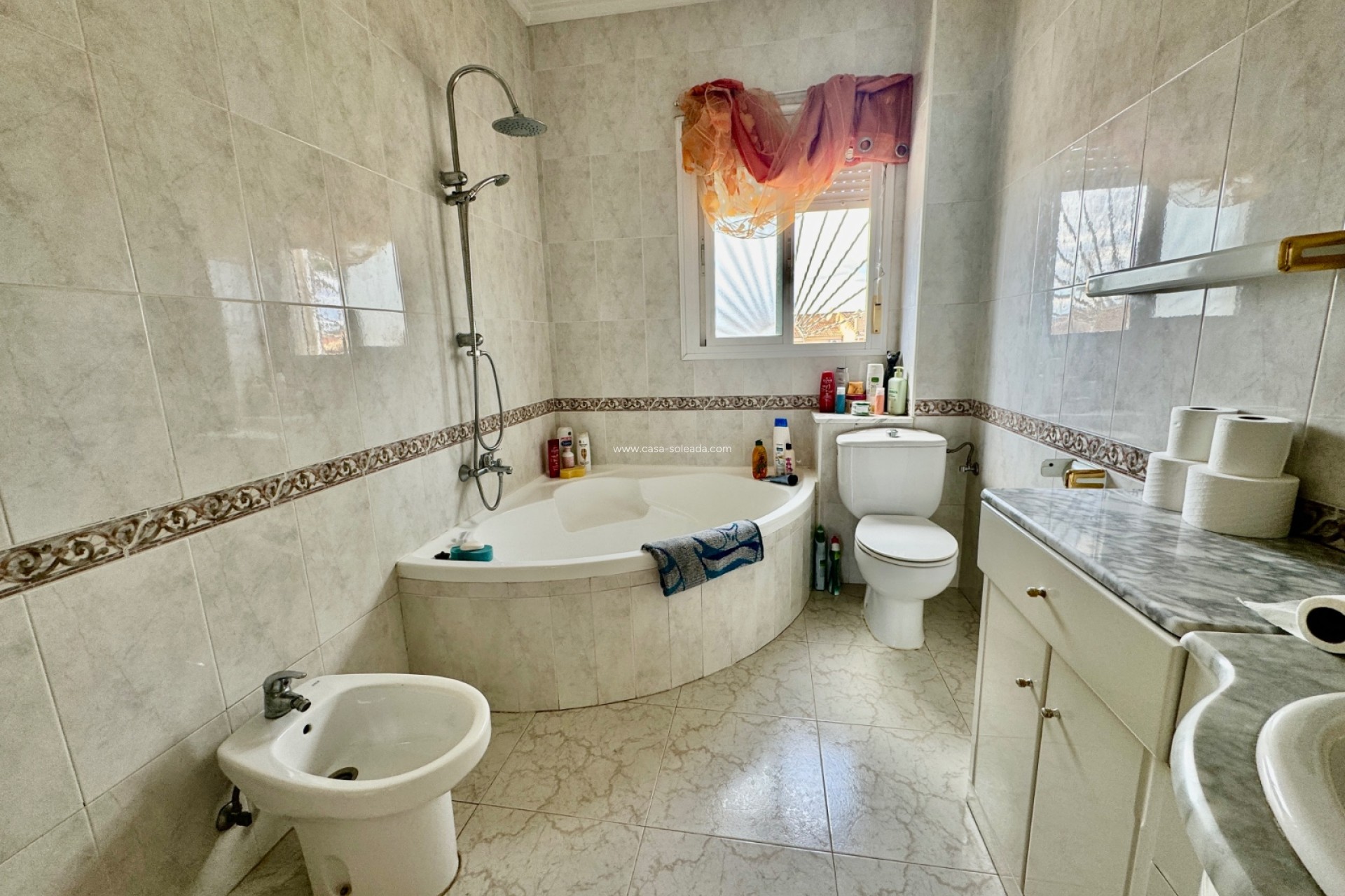 Resale - Townhouse - Ciudad Quesada
