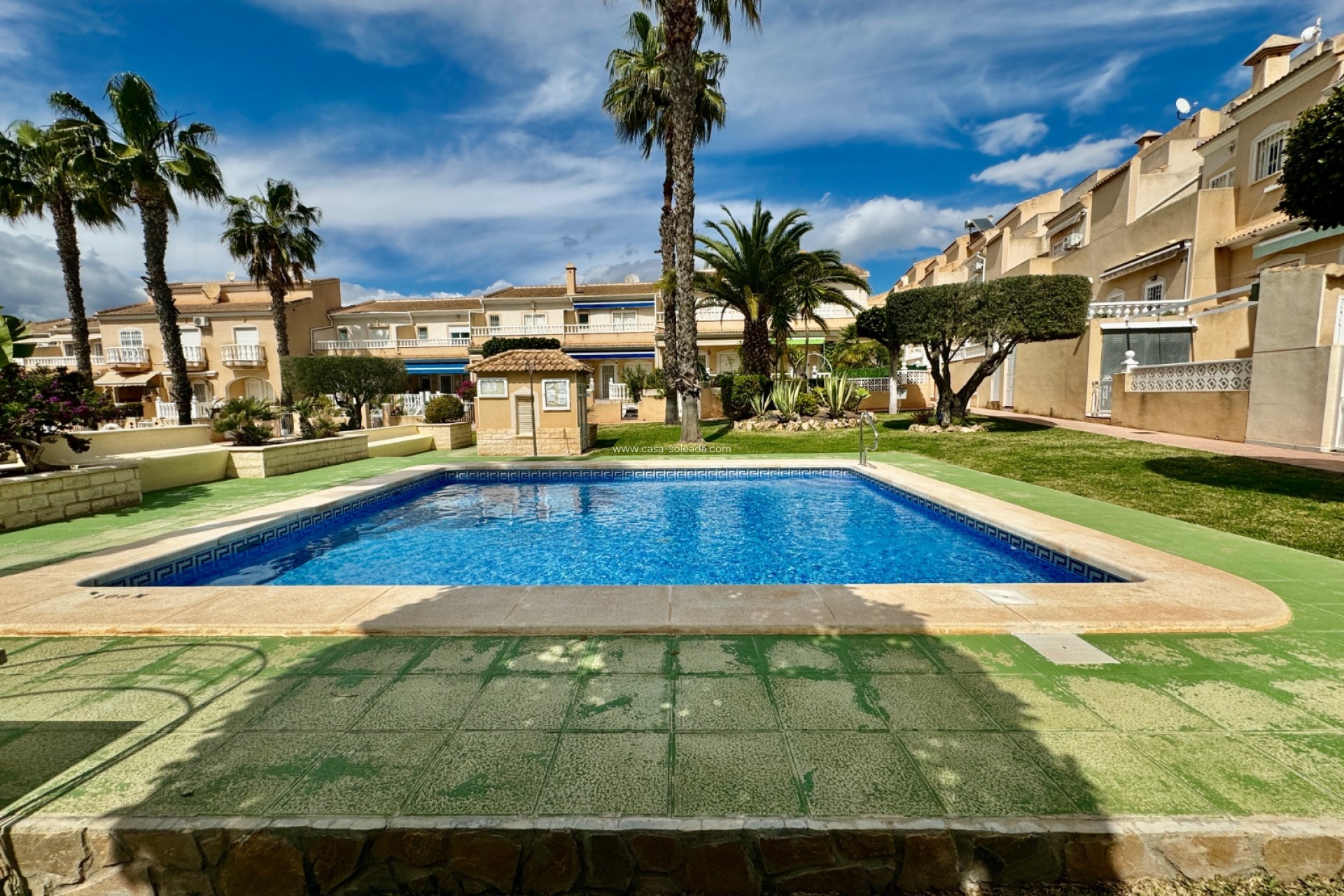 Resale - Townhouse - Ciudad Quesada