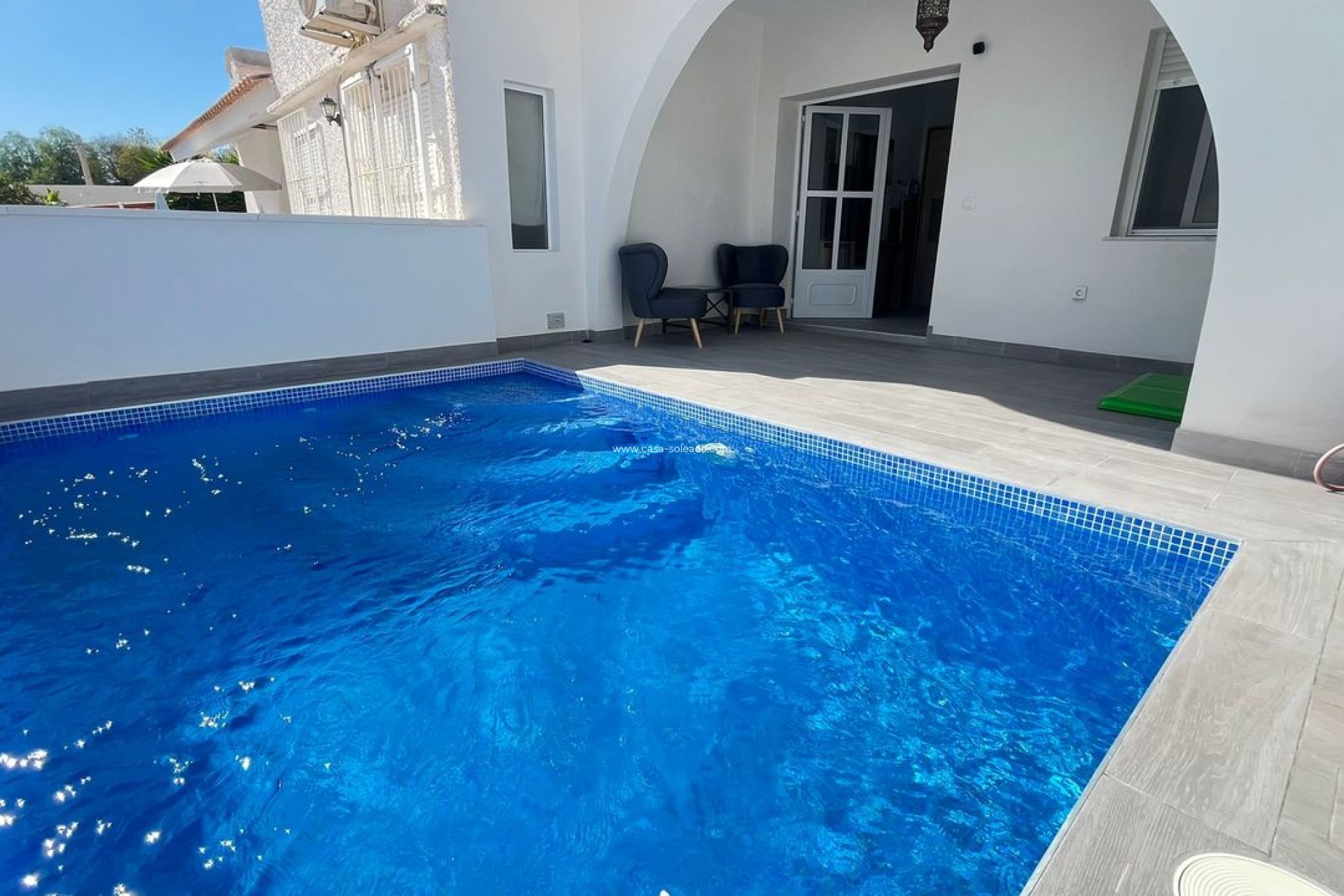 Resale - Townhouse - El Galan