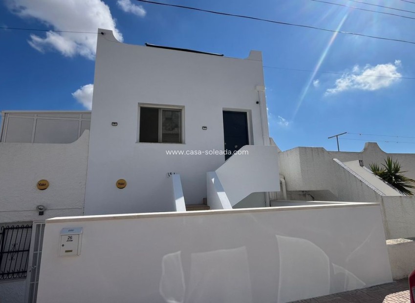 Resale - Townhouse - El Galan