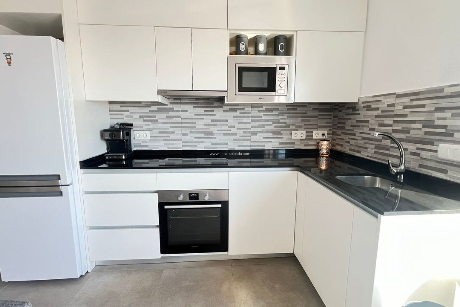 Resale - Townhouse - El Galan