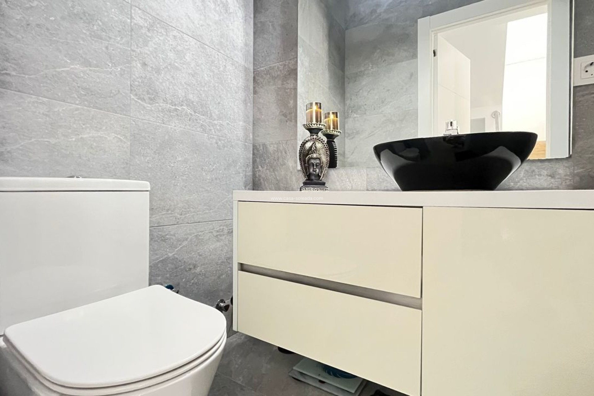 Resale - Townhouse - El Galan