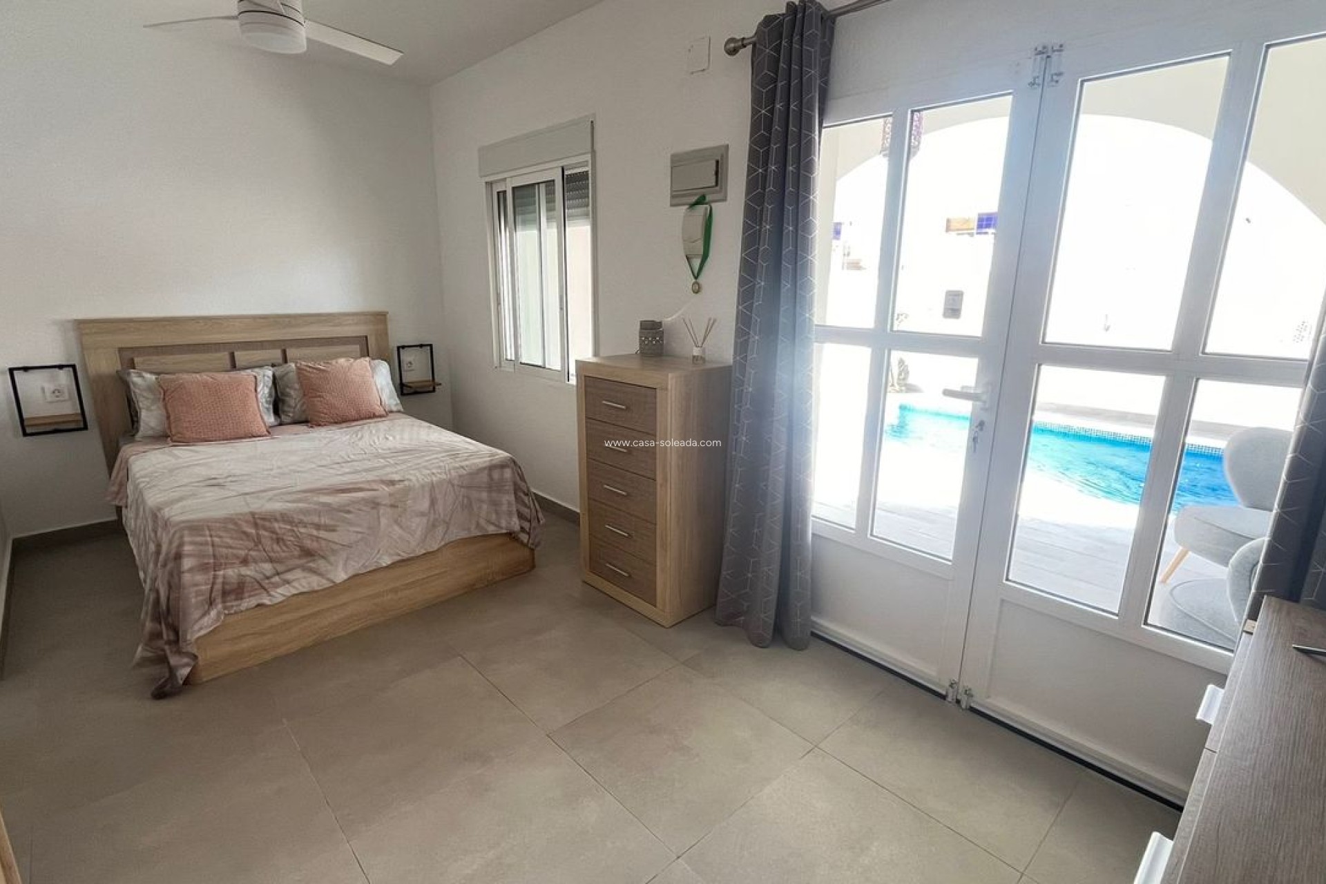 Resale - Townhouse - El Galan