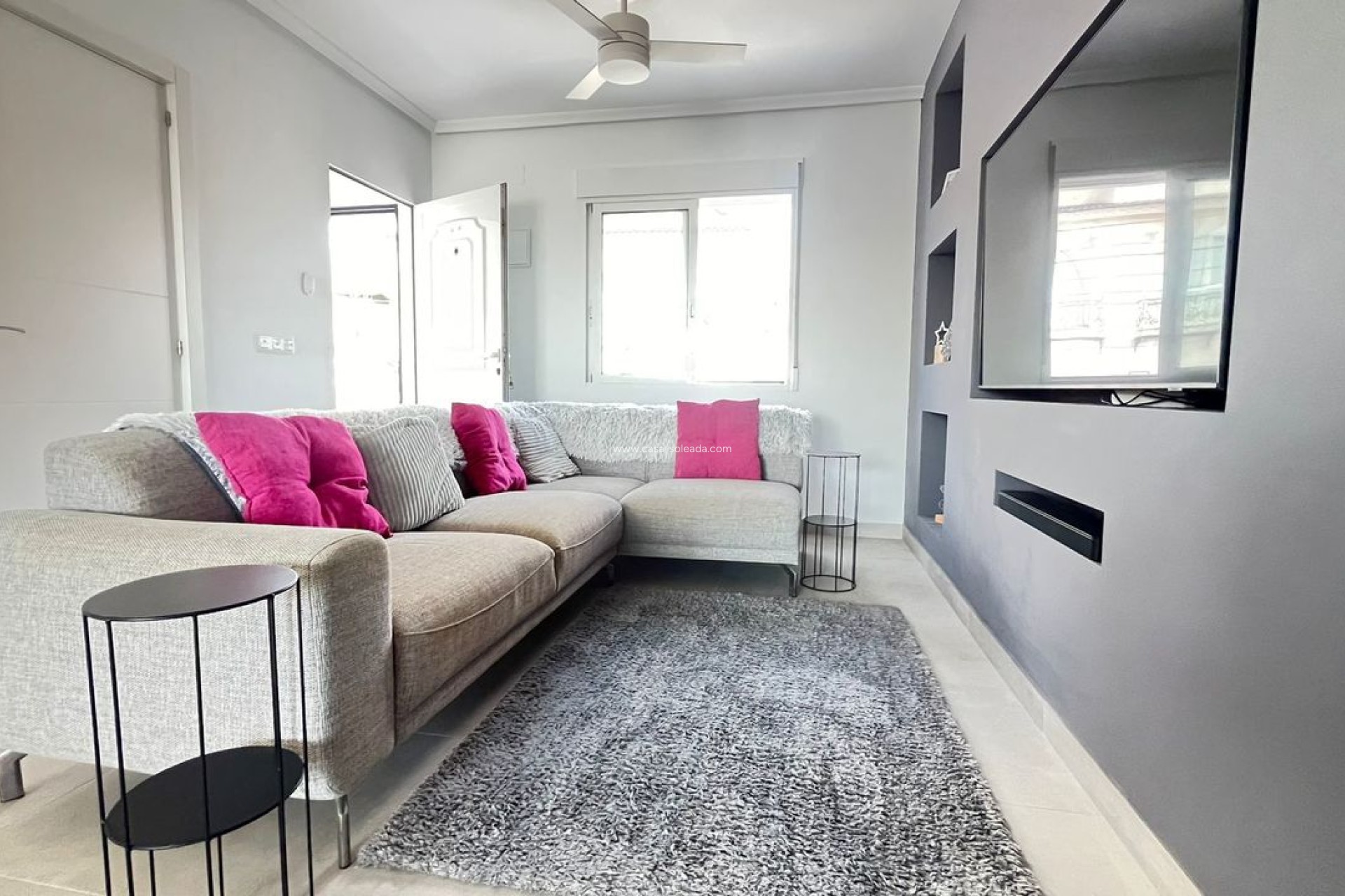 Resale - Townhouse - El Galan
