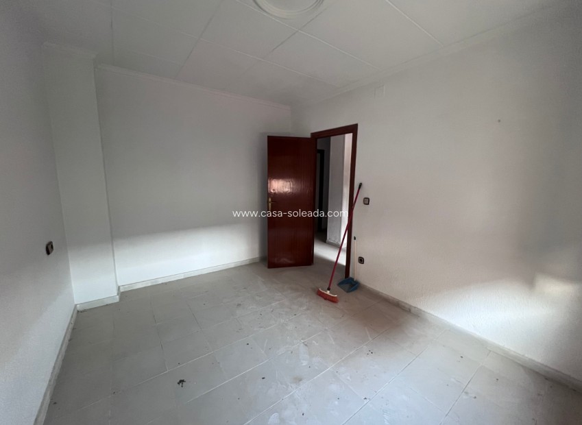 Resale - Townhouse - Jacarilla