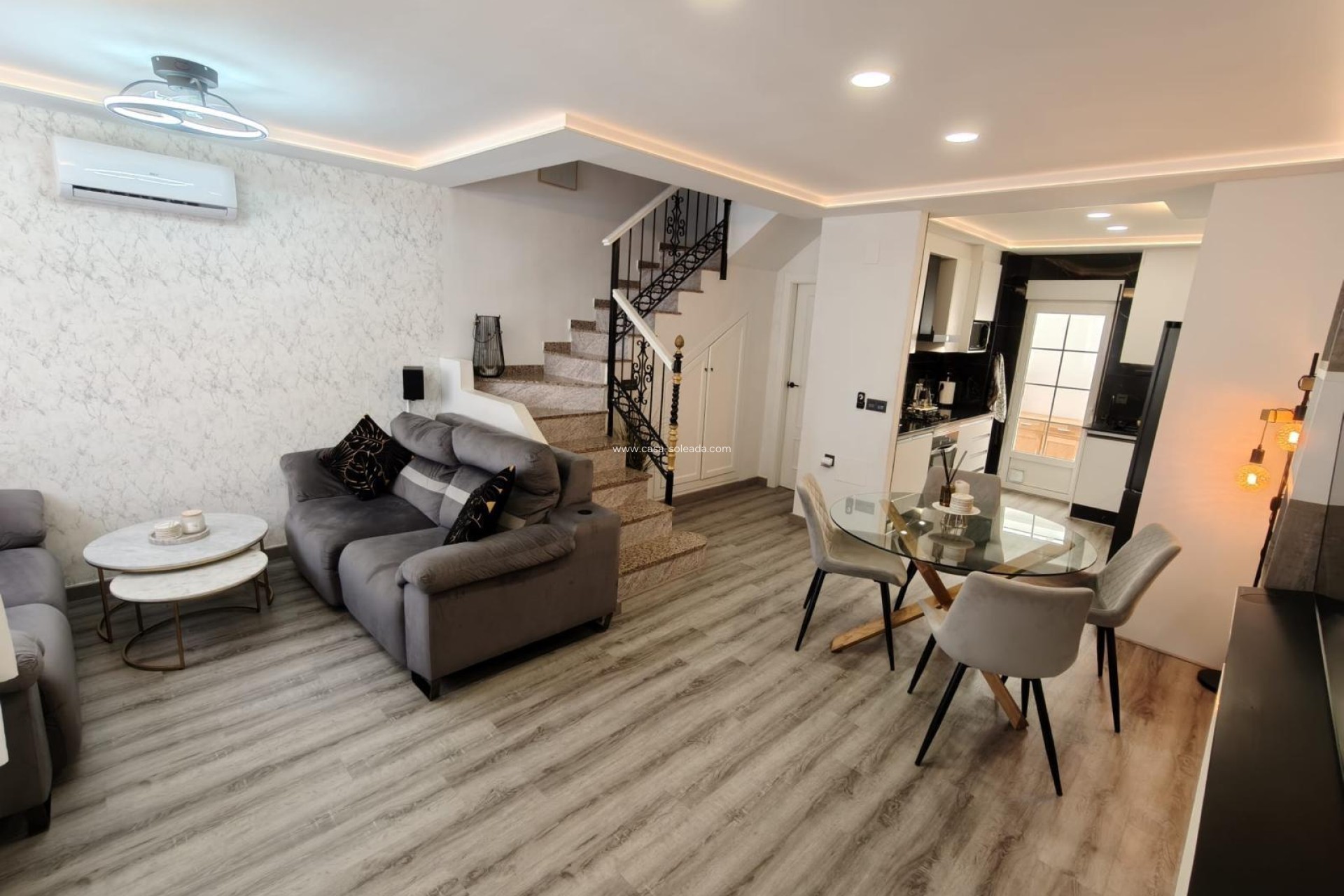 Resale - Townhouse - Orihuela Costa - Villamartín