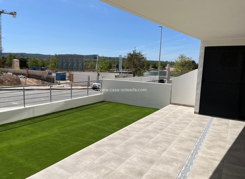 Resale - Townhouse - San Miguel de Salinas - Inland
