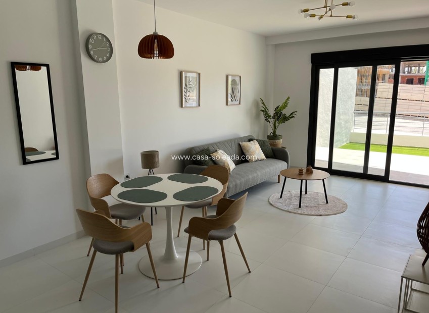 Resale - Townhouse - San Miguel de Salinas - Inland