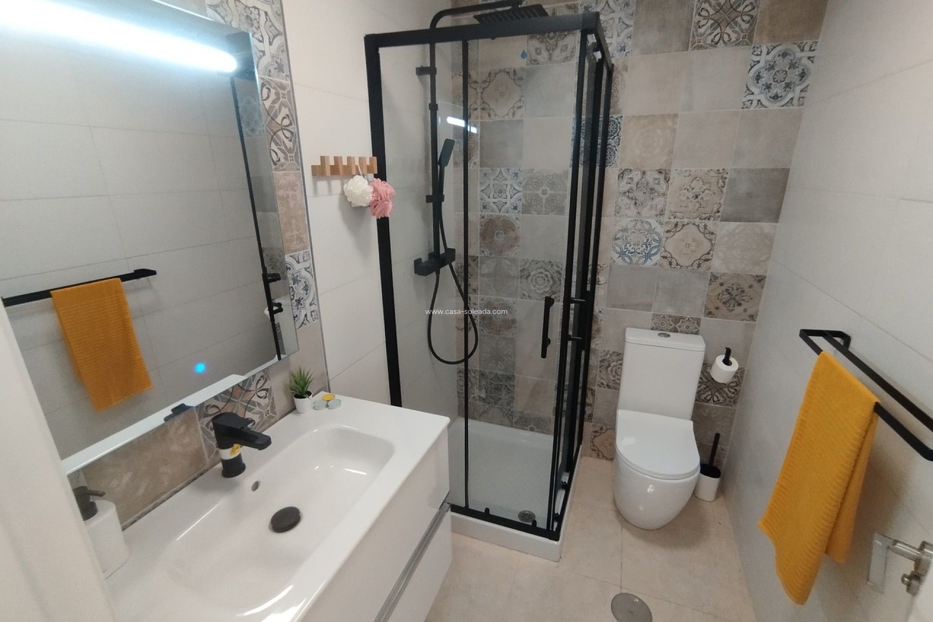 Resale - Townhouse - San Miguel de Salinas