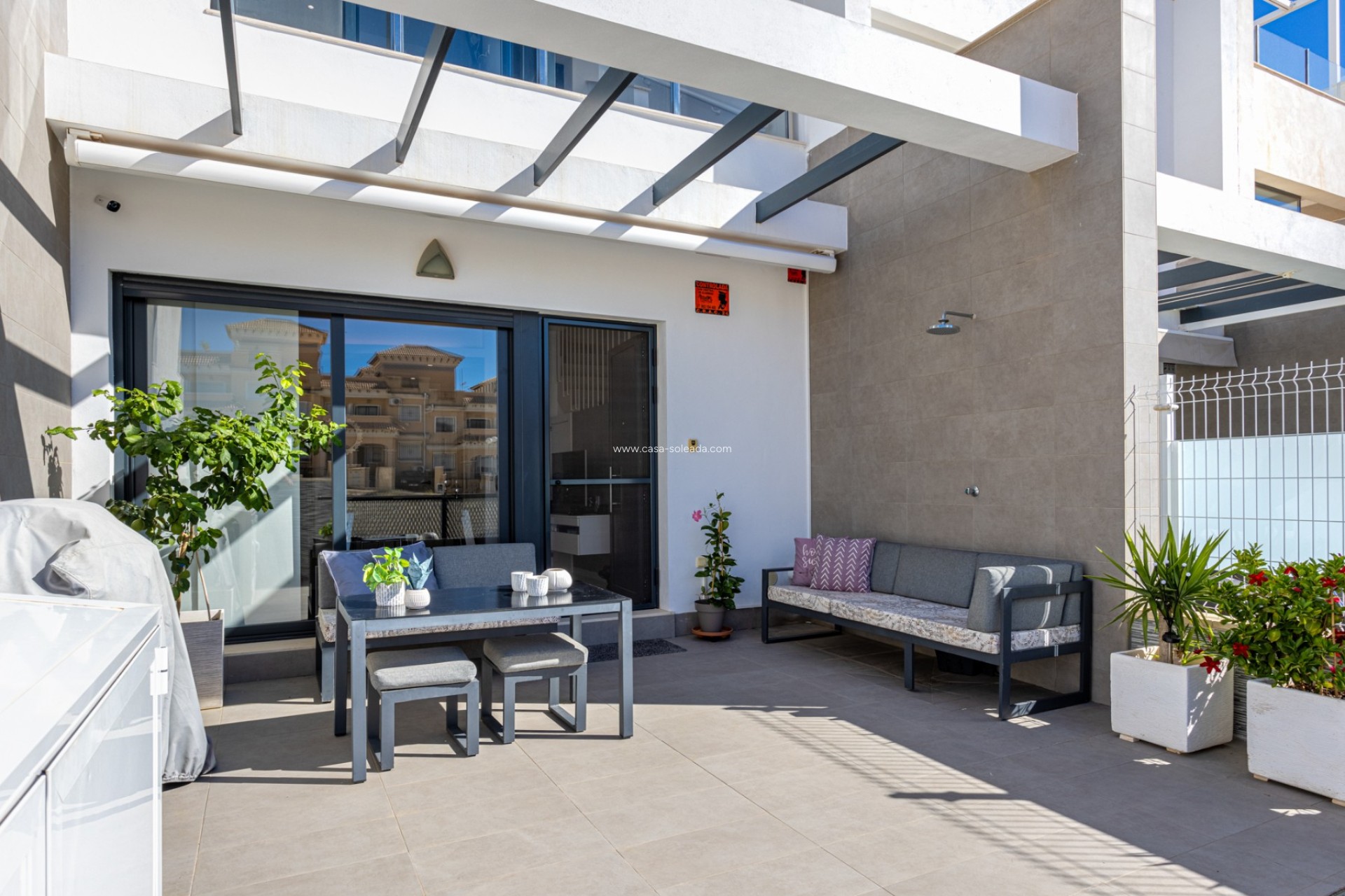 Resale - Townhouse - Villamartin - Villamartín