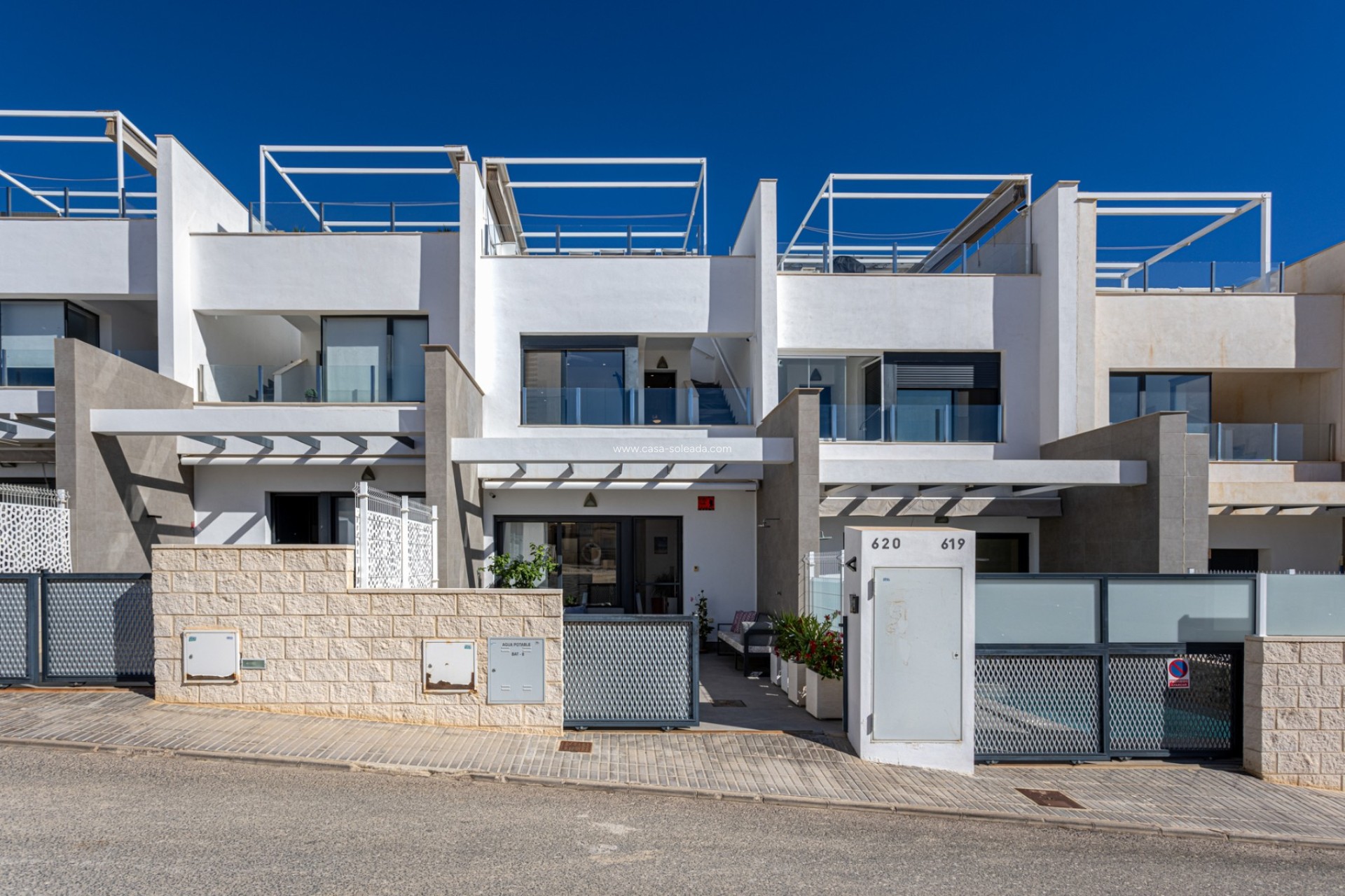 Resale - Townhouse - Villamartin - Villamartín
