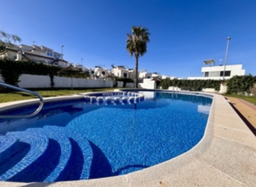 Resale - Townhouse - Villamartin - Villamartín