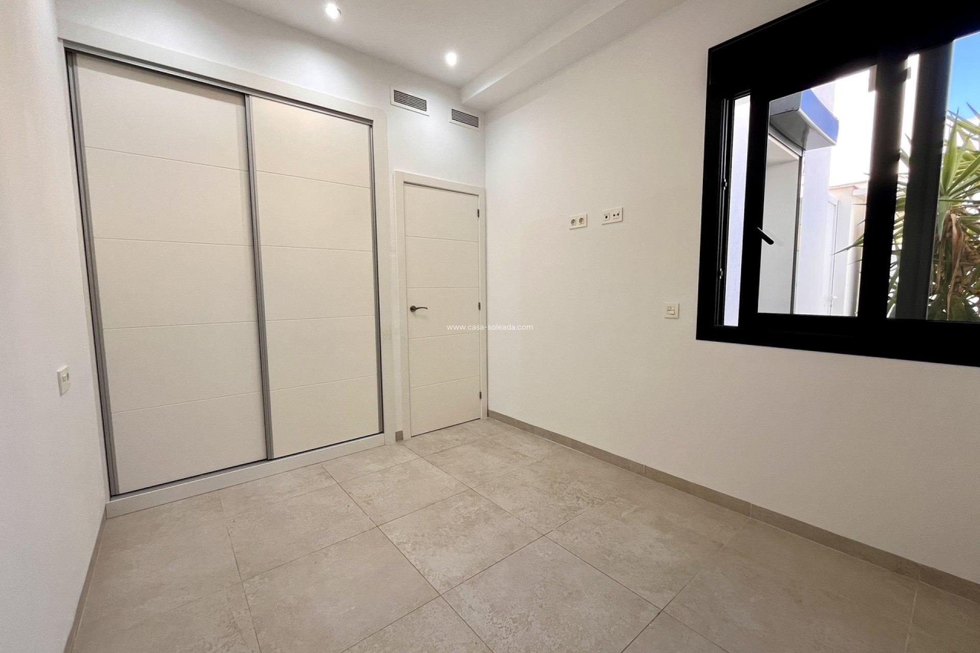 Resale - Townhouse - Villamartin - Villamartín