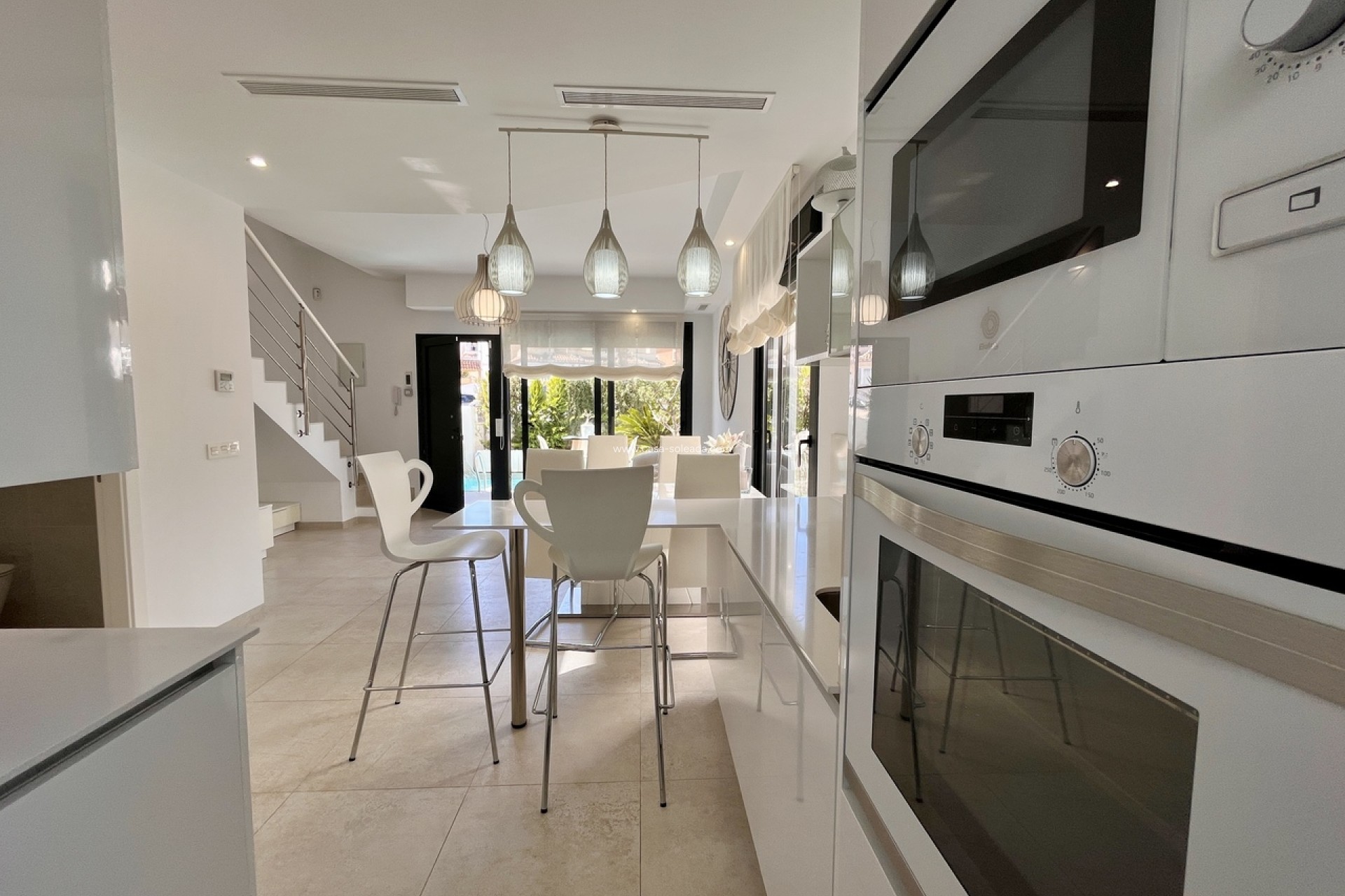 Resale - Townhouse - Villamartin - Villamartín