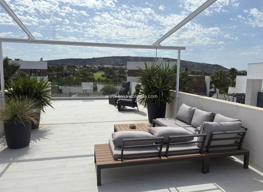 Resale - Villa - Algorfa - La Finca Golf Resort