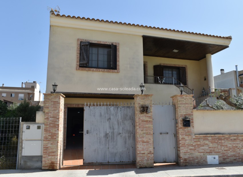 Resale - Villa - Algorfa