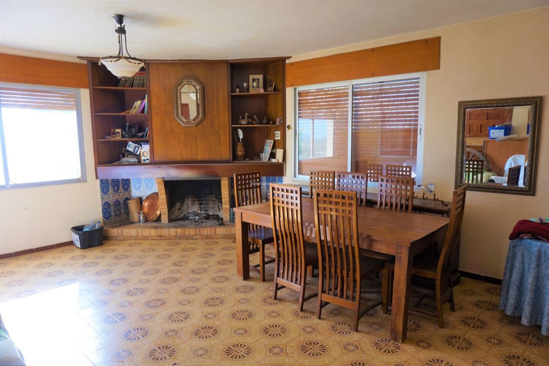 Resale - Villa - Balsicas