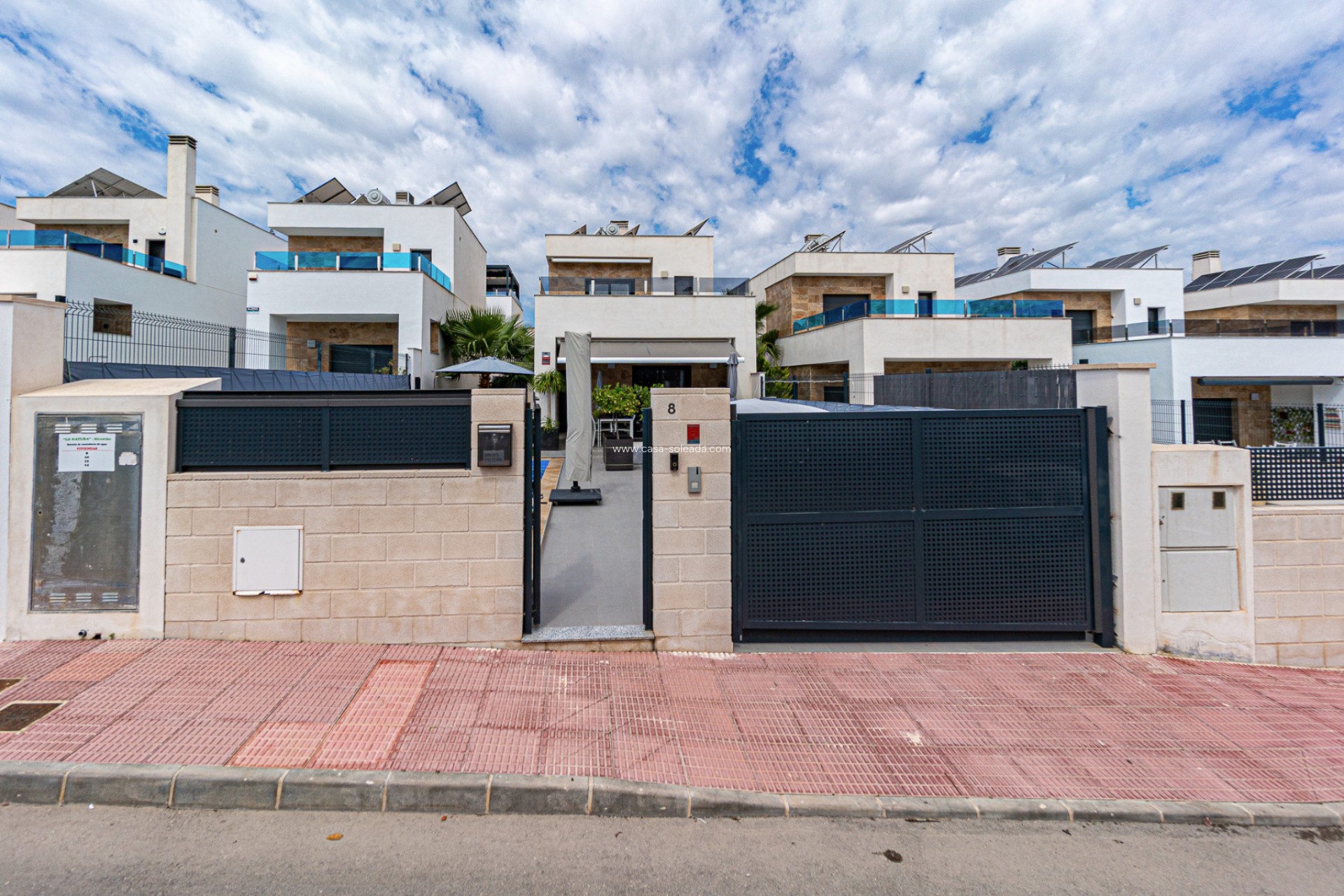 Resale - Villa - Bigastro