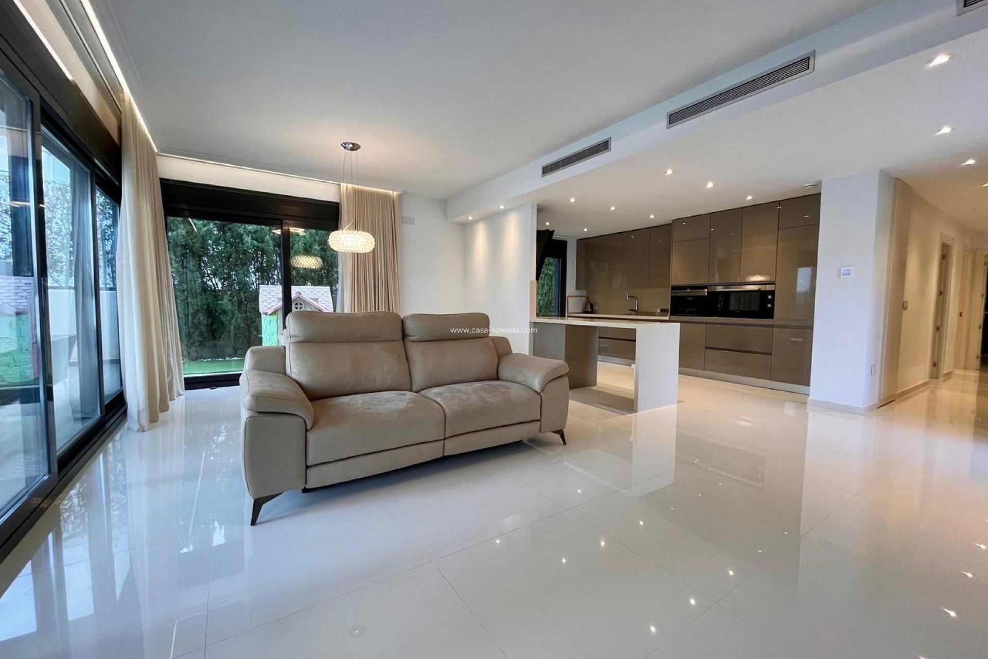 Resale - Villa - Dehesa De Campoamor