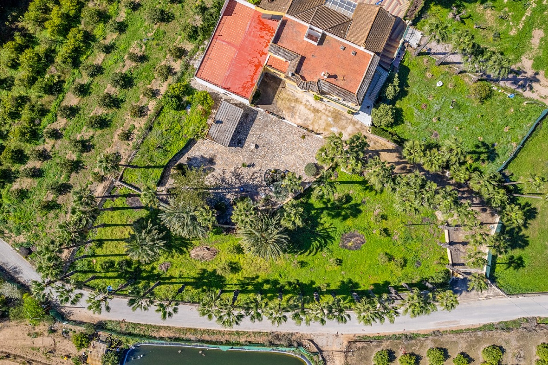 Resale - Villa - Jacarilla