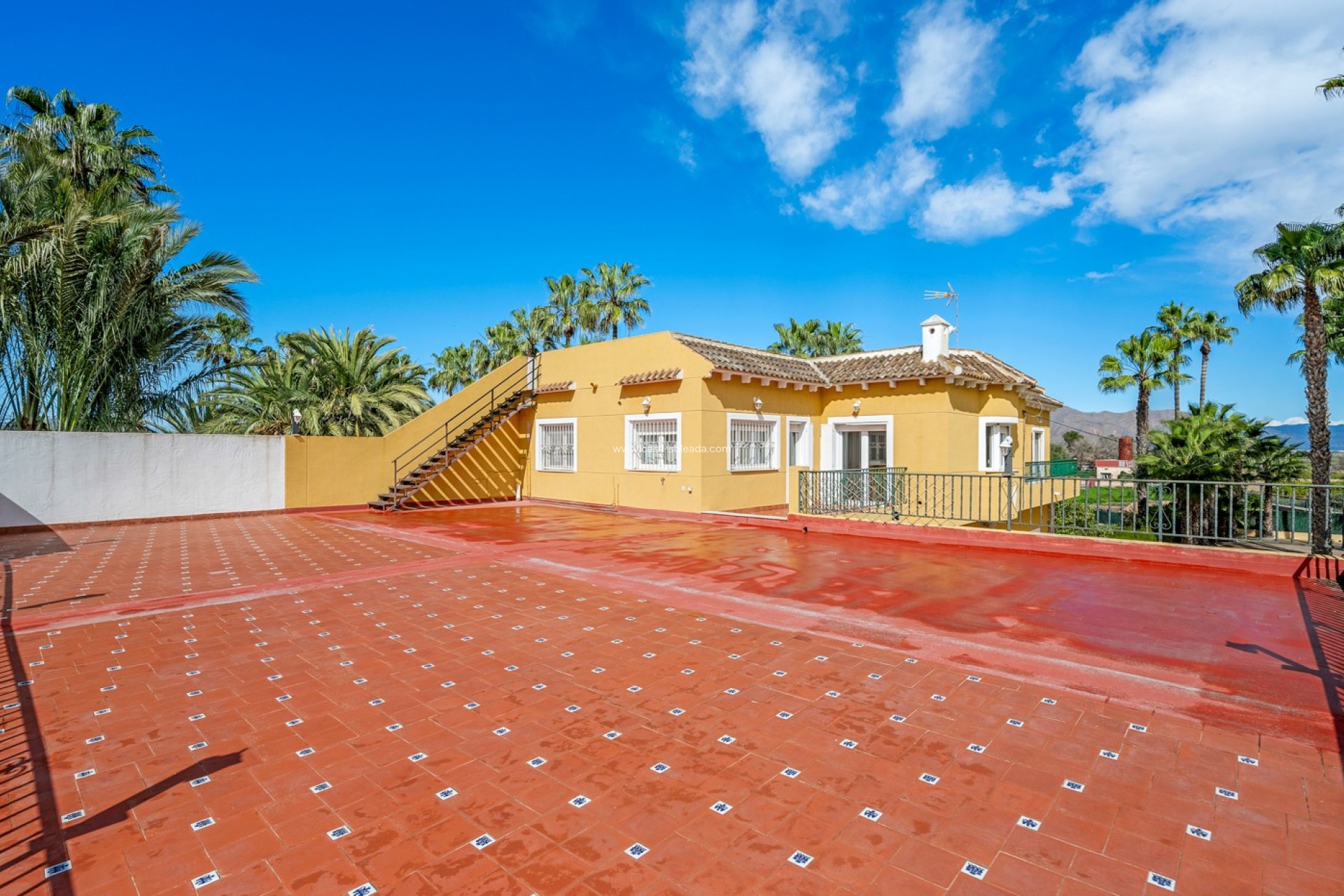Resale - Villa - Jacarilla