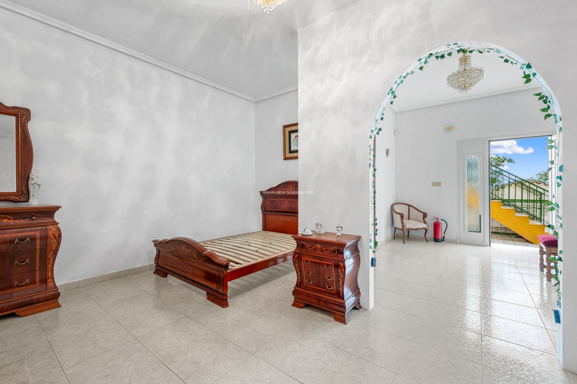 Resale - Villa - Jacarilla