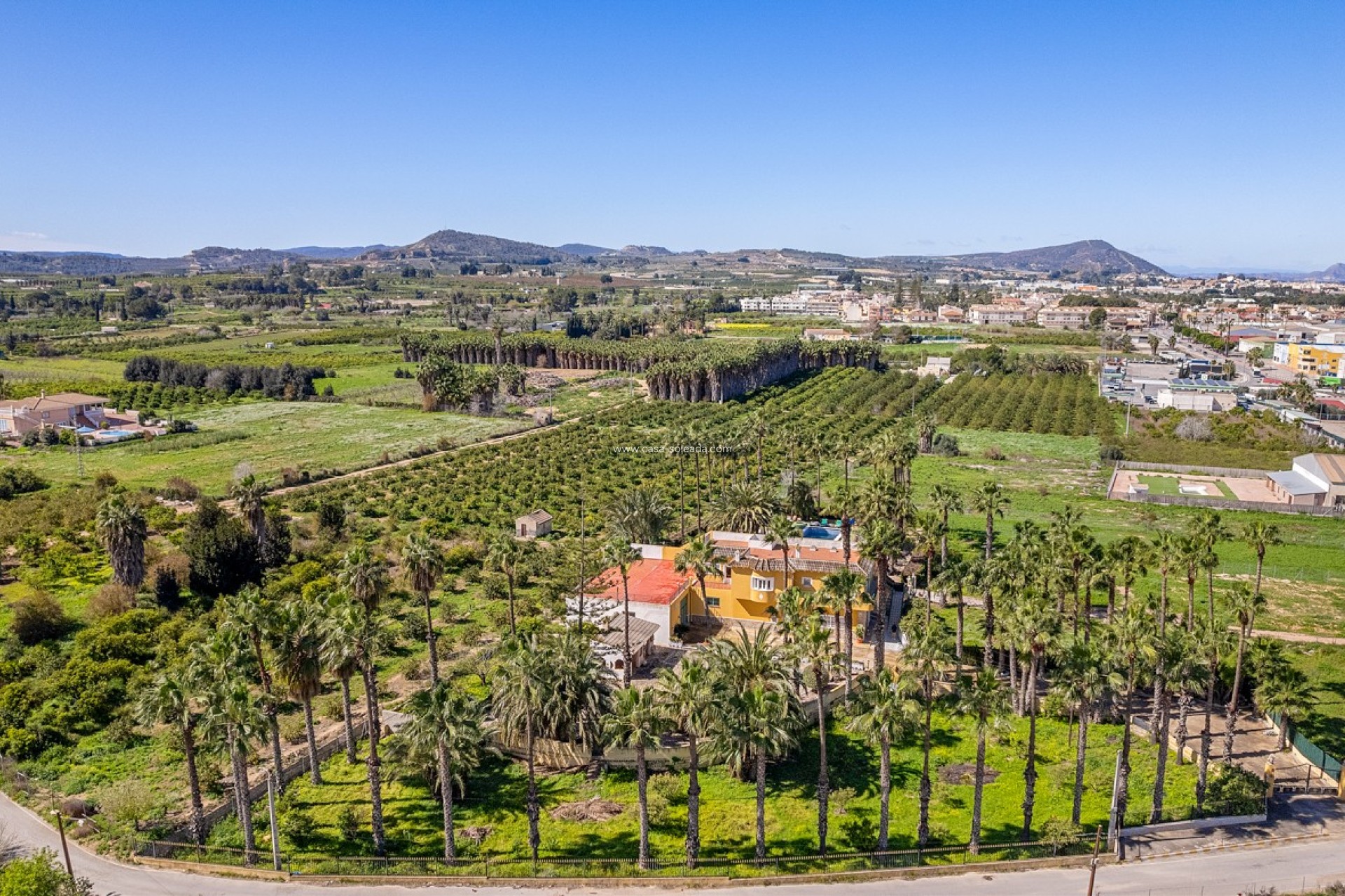 Resale - Villa - Jacarilla