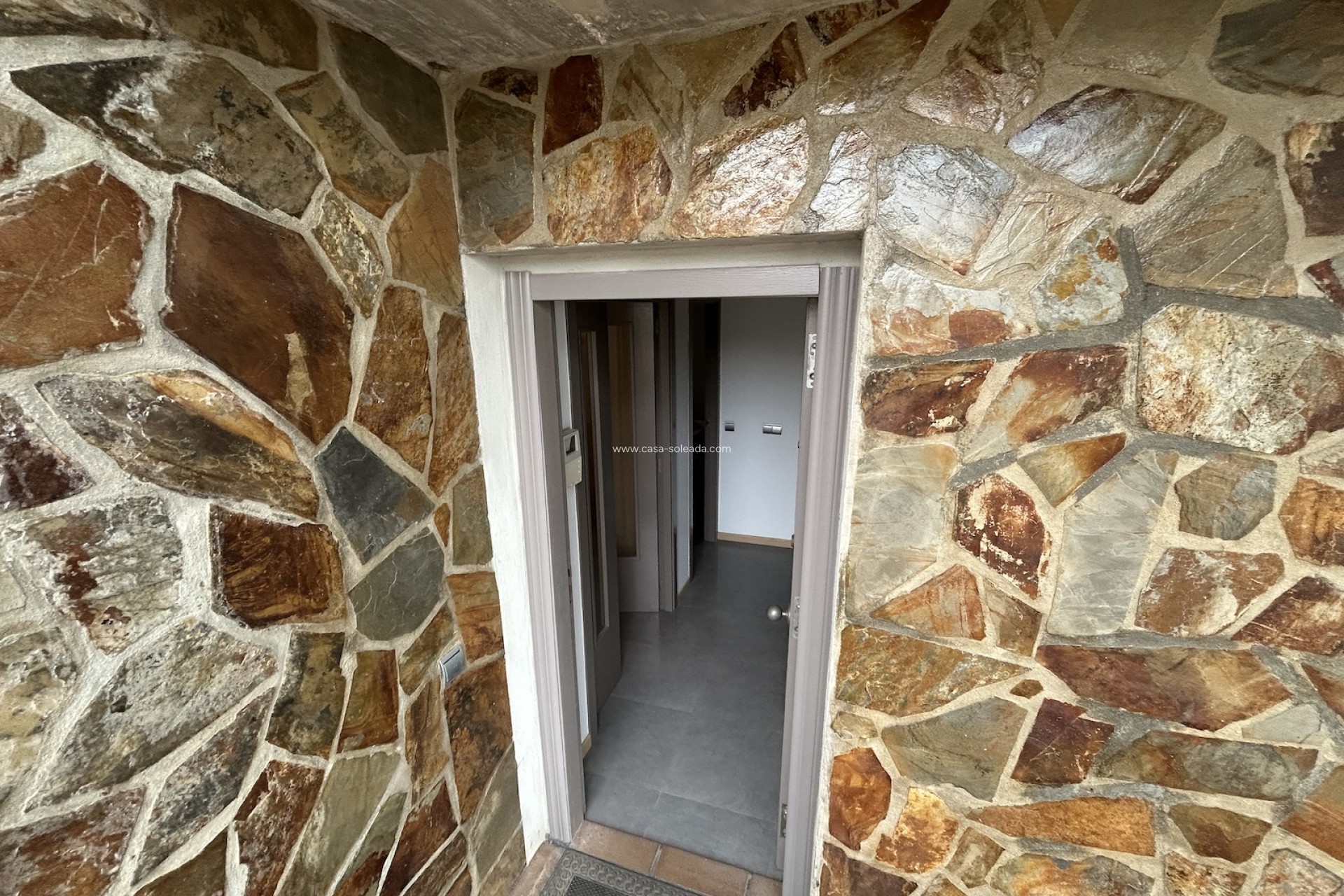 Resale - Villa - La Nucía - Costa Blanca
