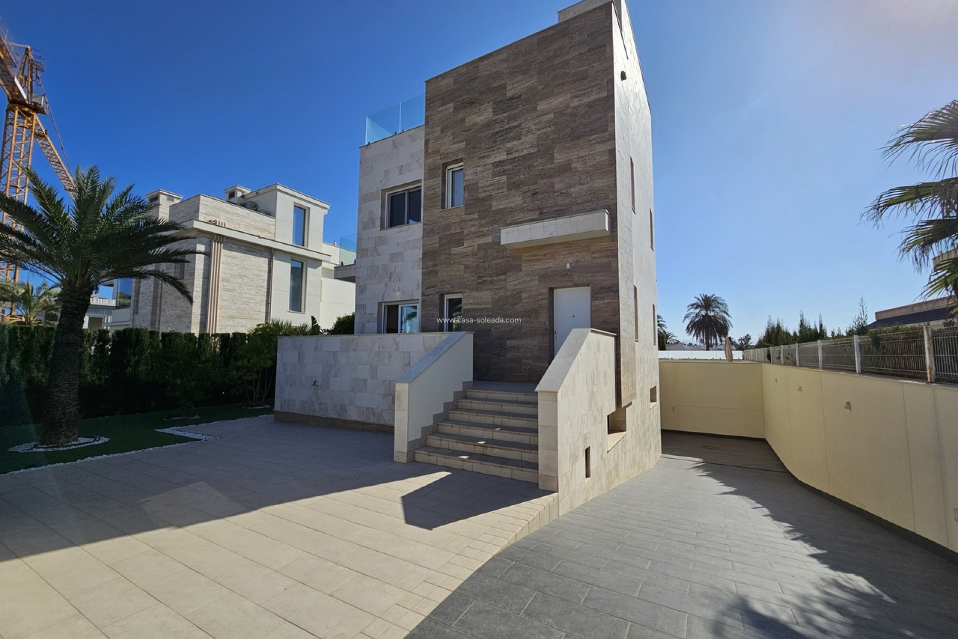 Resale - Villa - La Zenia