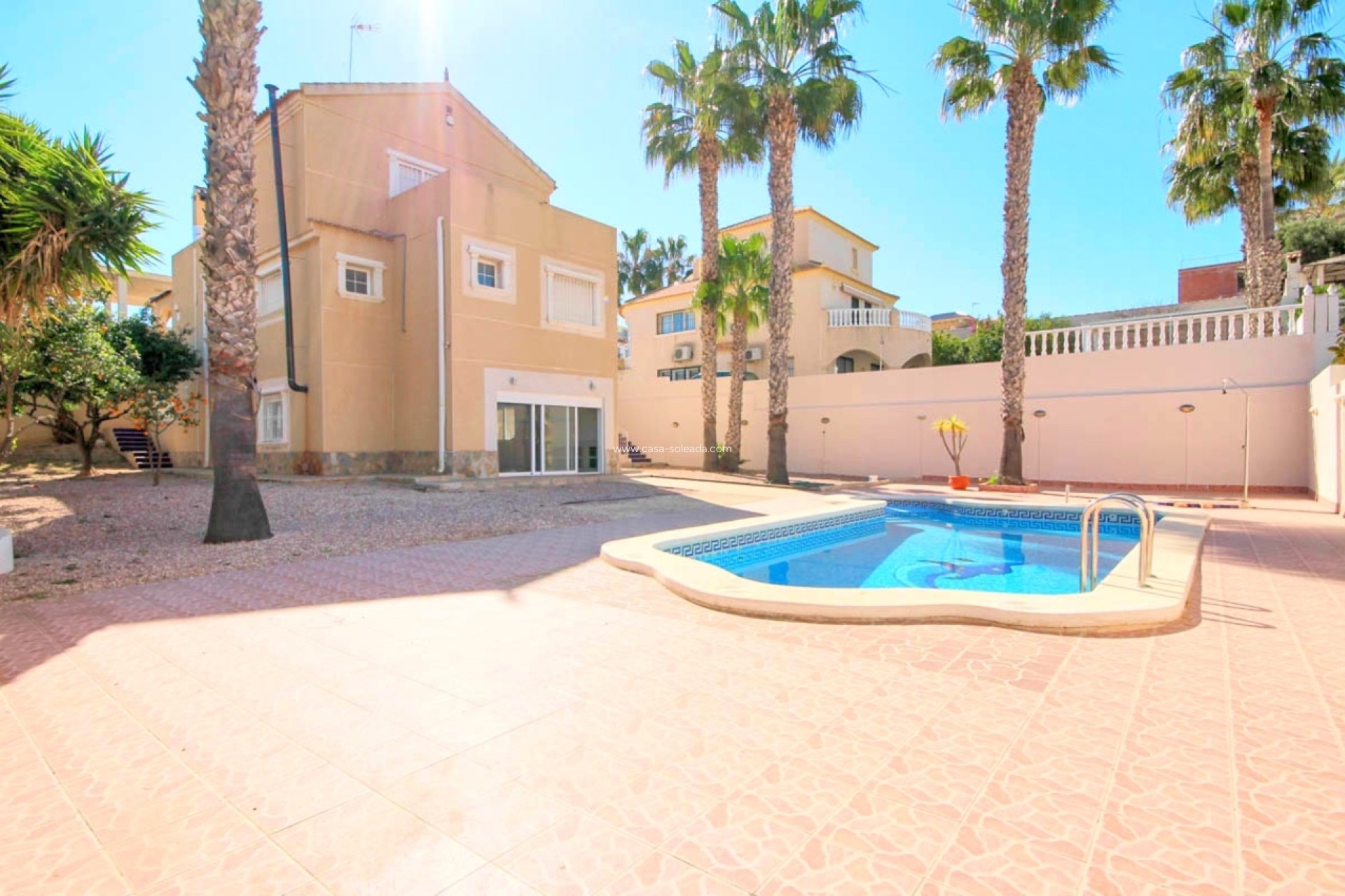 Resale - Villa - La Zenia