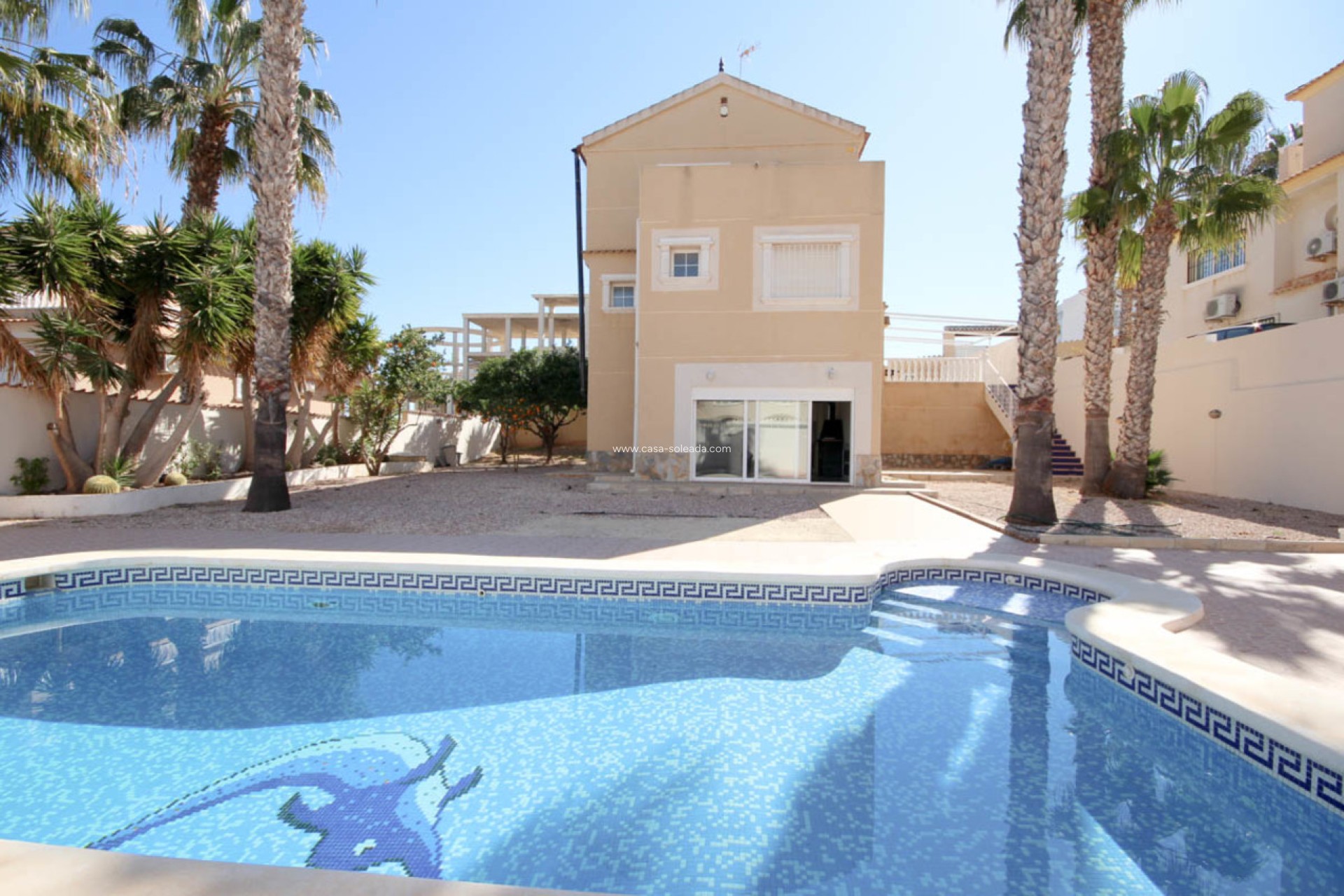 Resale - Villa - La Zenia