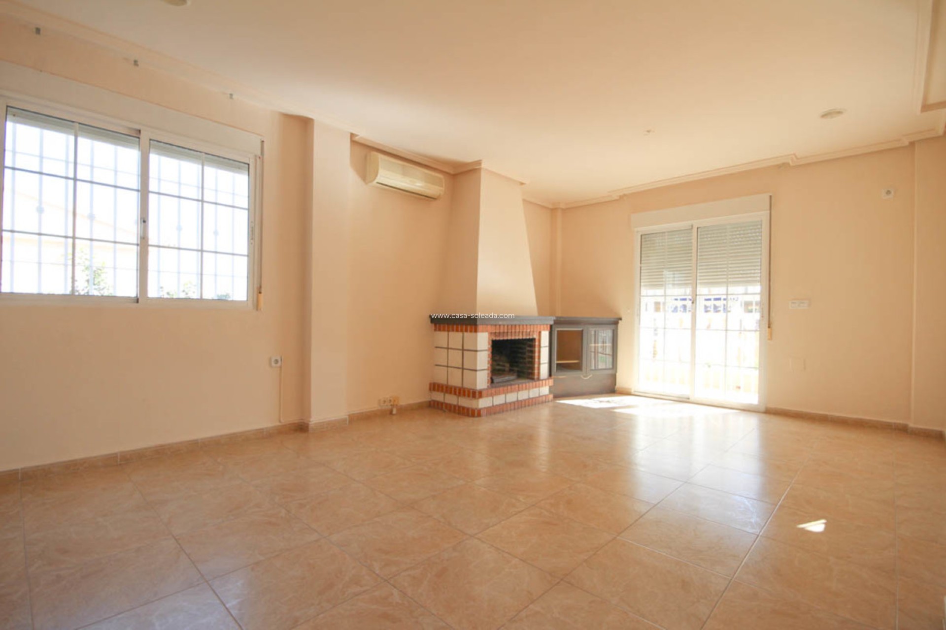 Resale - Villa - La Zenia