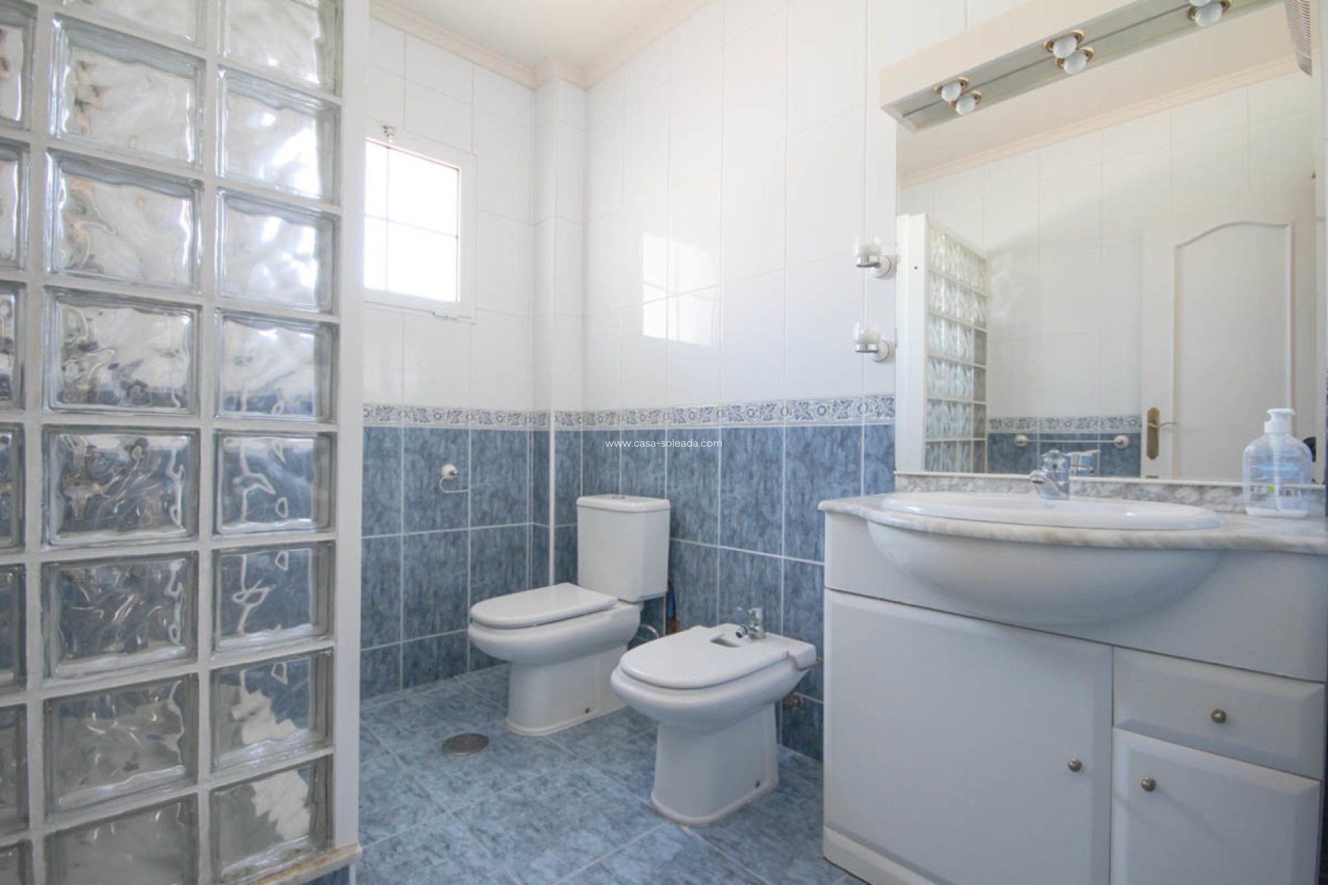 Resale - Villa - La Zenia