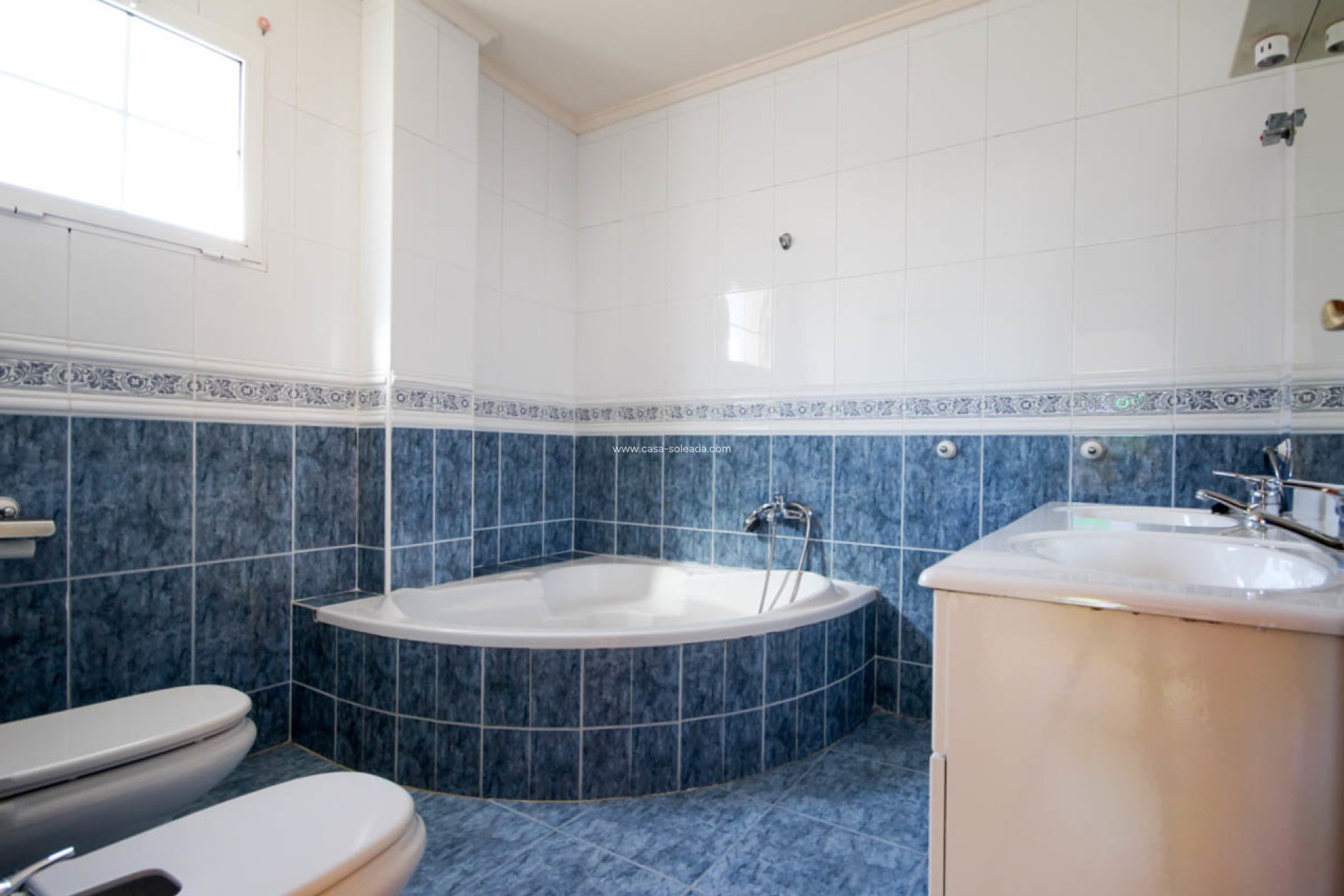 Resale - Villa - La Zenia