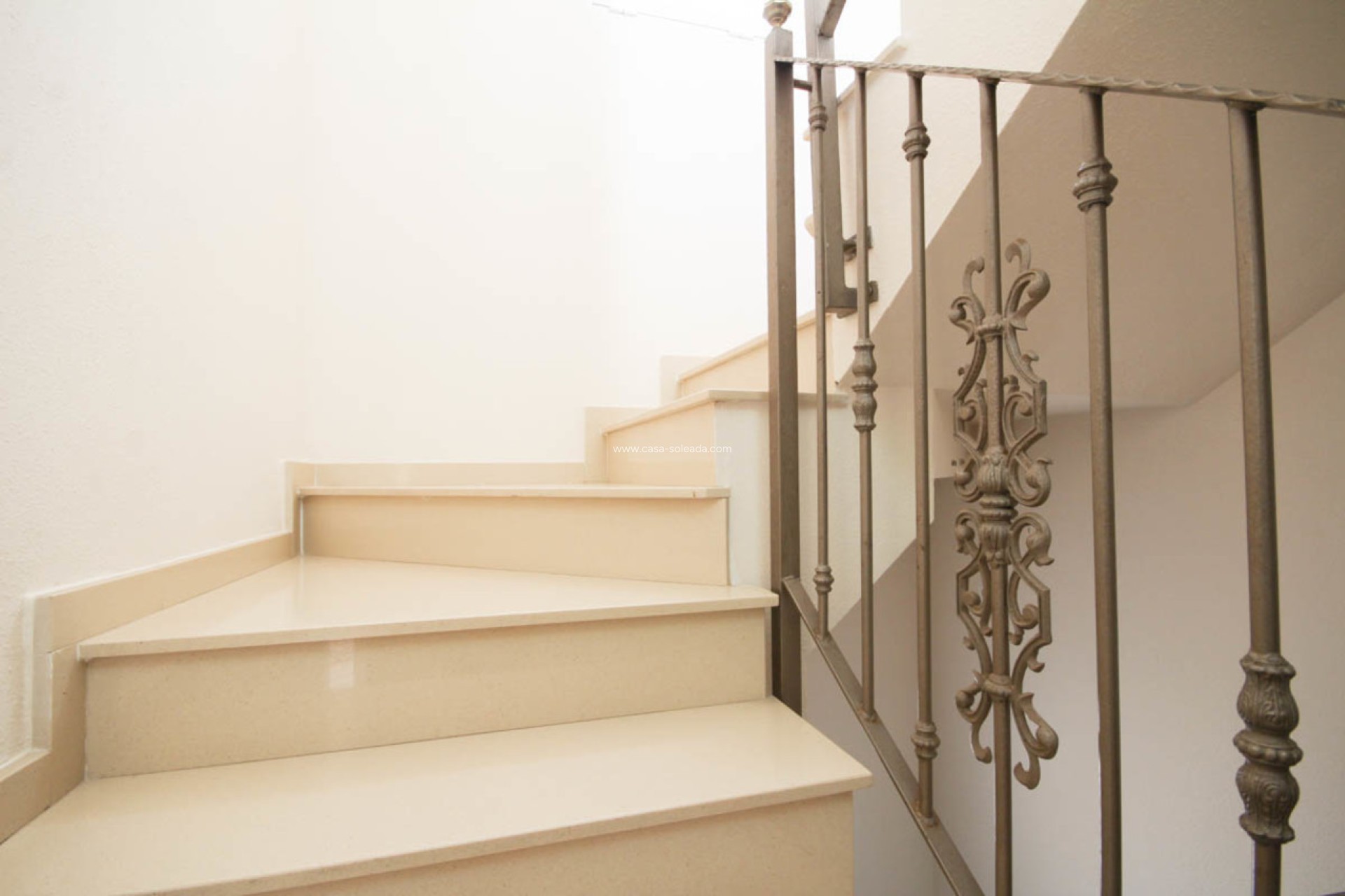 Resale - Villa - La Zenia