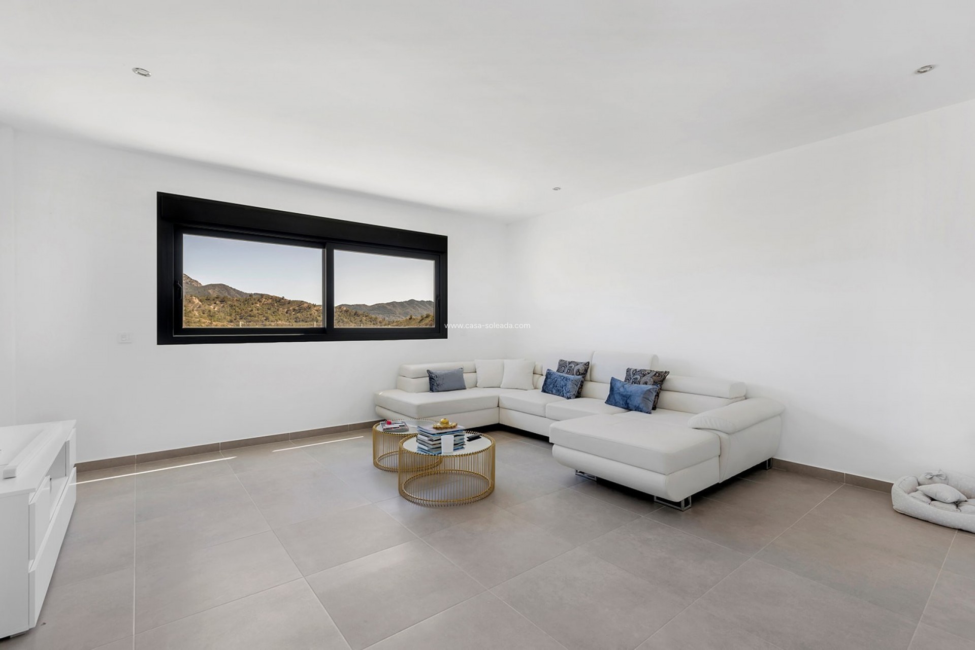 Resale - Villa - Macisvenda - Inland