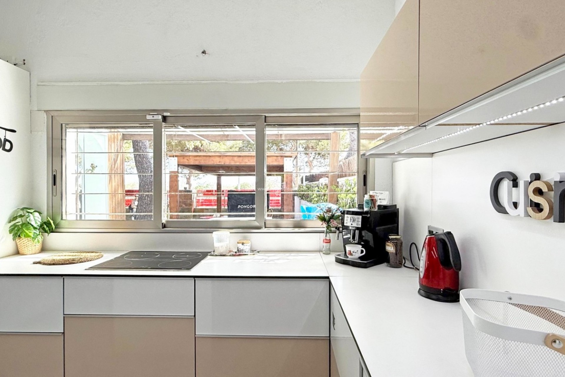 Resale - Villa - Orihuela Costa - Costa Blanca