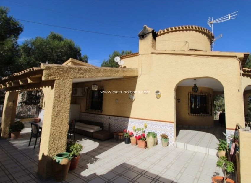 Resale - Villa - Orihuela Costa - Costa Blanca