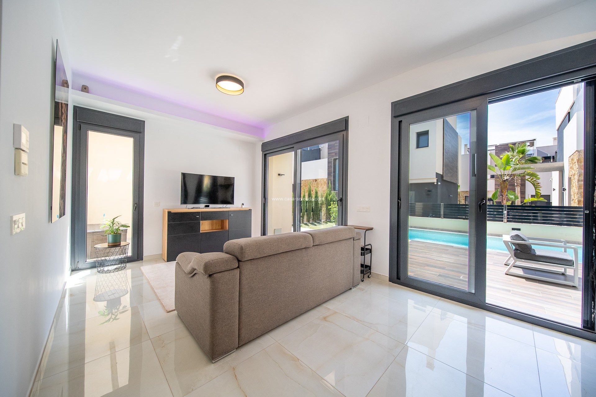 Resale - Villa - Orihuela Costa - Lomas de Cabo Roig