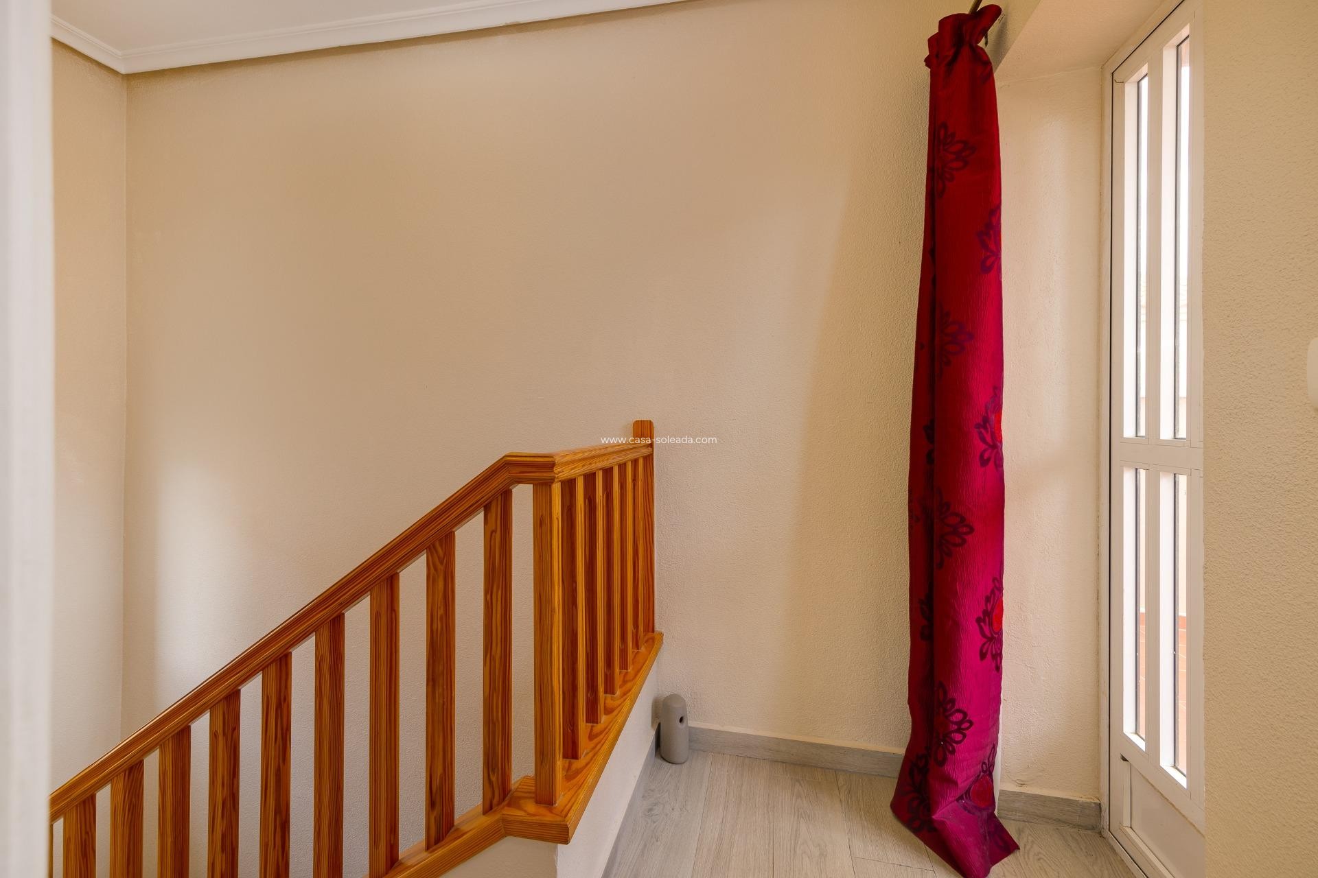 Resale - Villa - Orihuela Costa - Villamartín