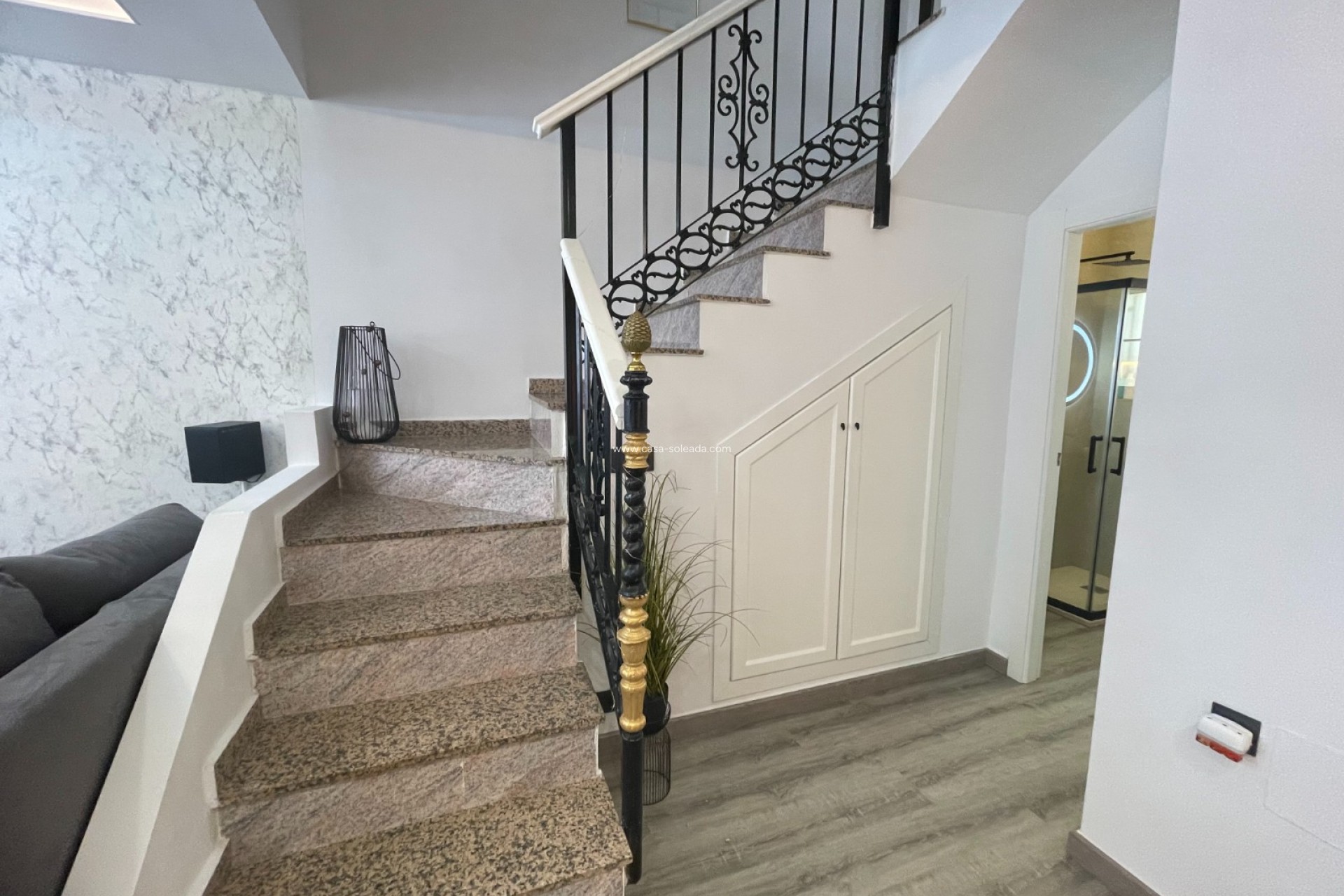 Resale - Villa - Orihuela Costa - Villamartín