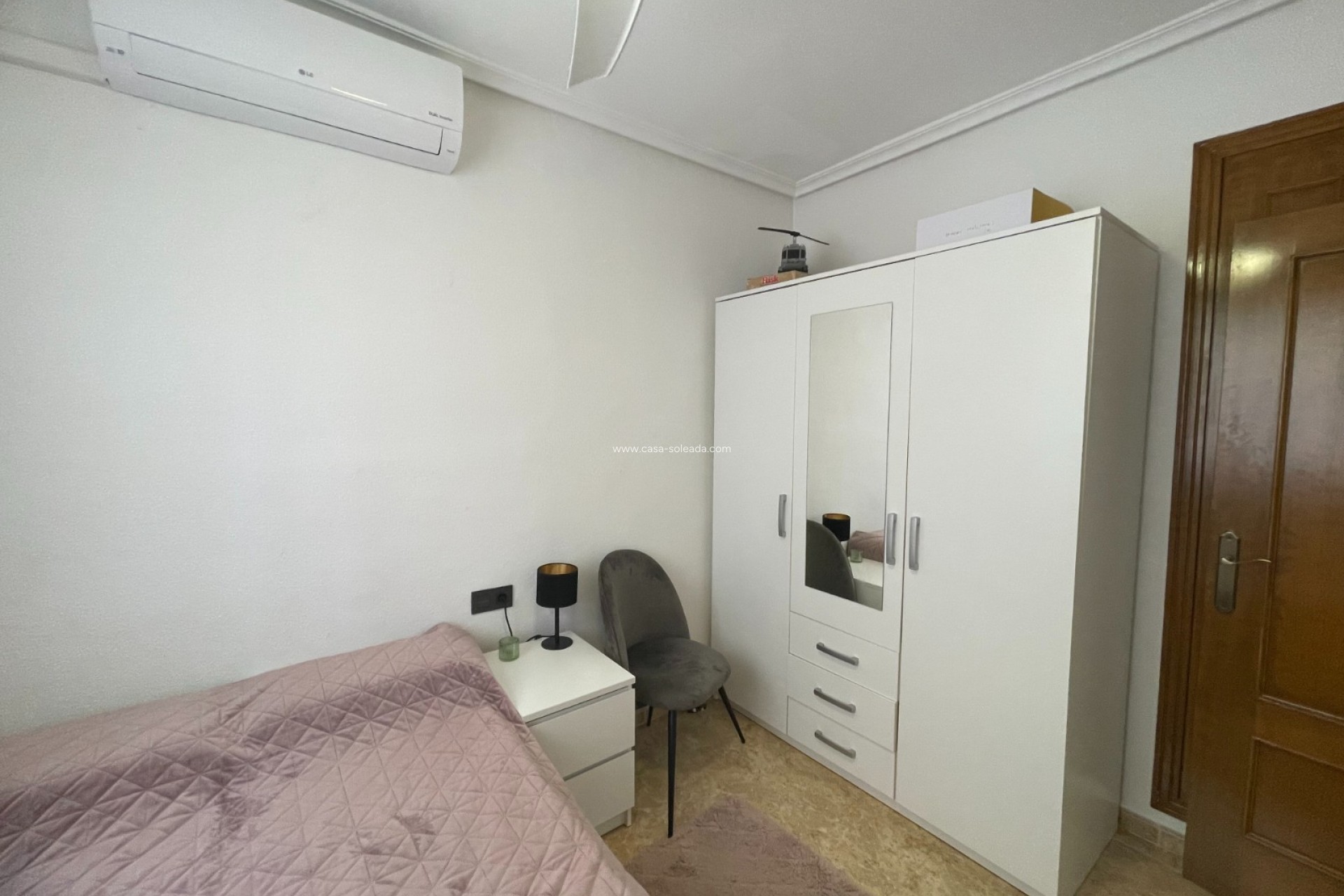 Resale - Villa - Orihuela Costa - Villamartín