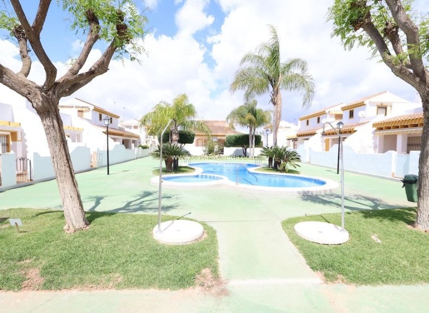 Resale - Villa - Pilar de la Horadada - Torre de Horadada