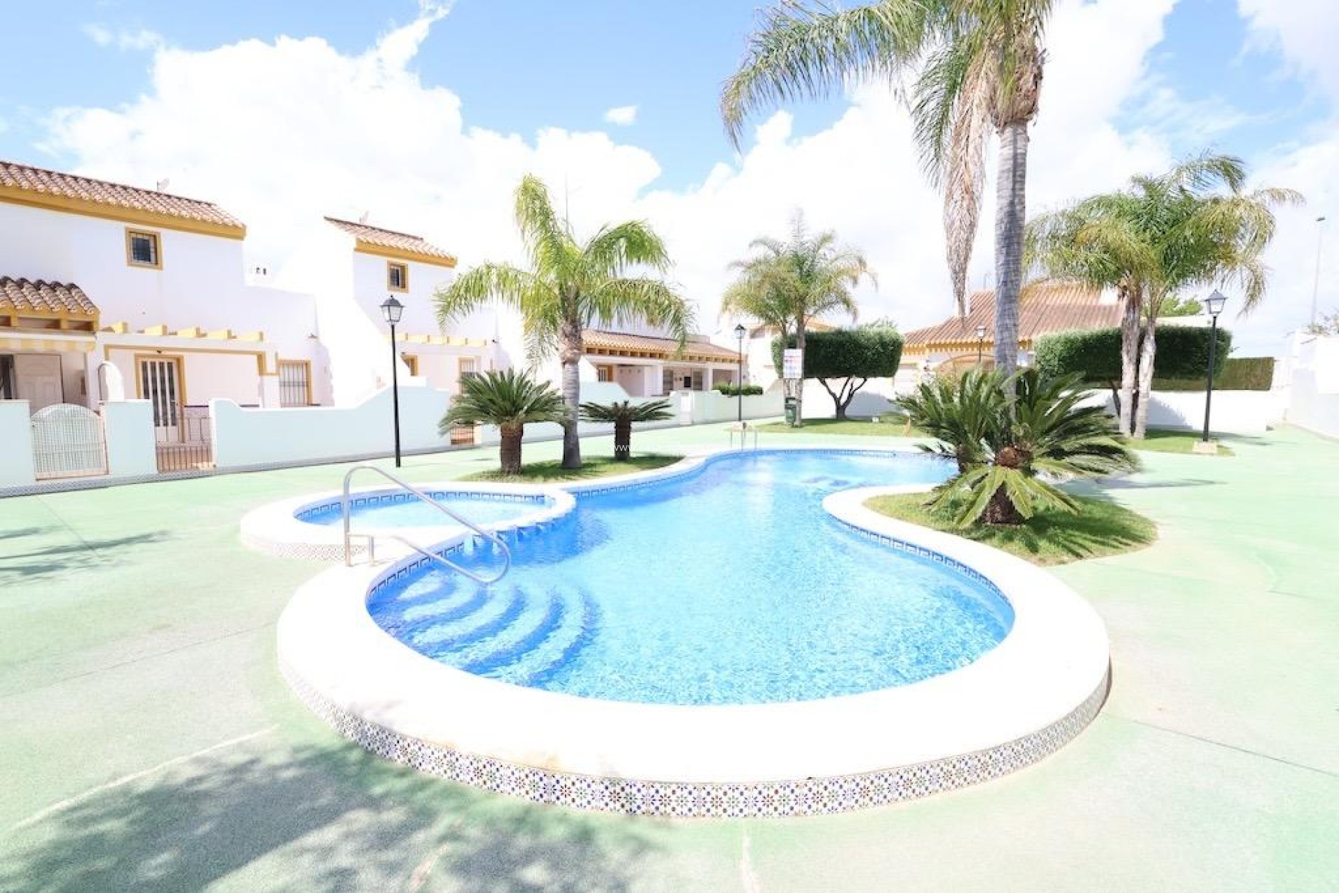 Resale - Villa - Pilar de la Horadada - Torre de Horadada