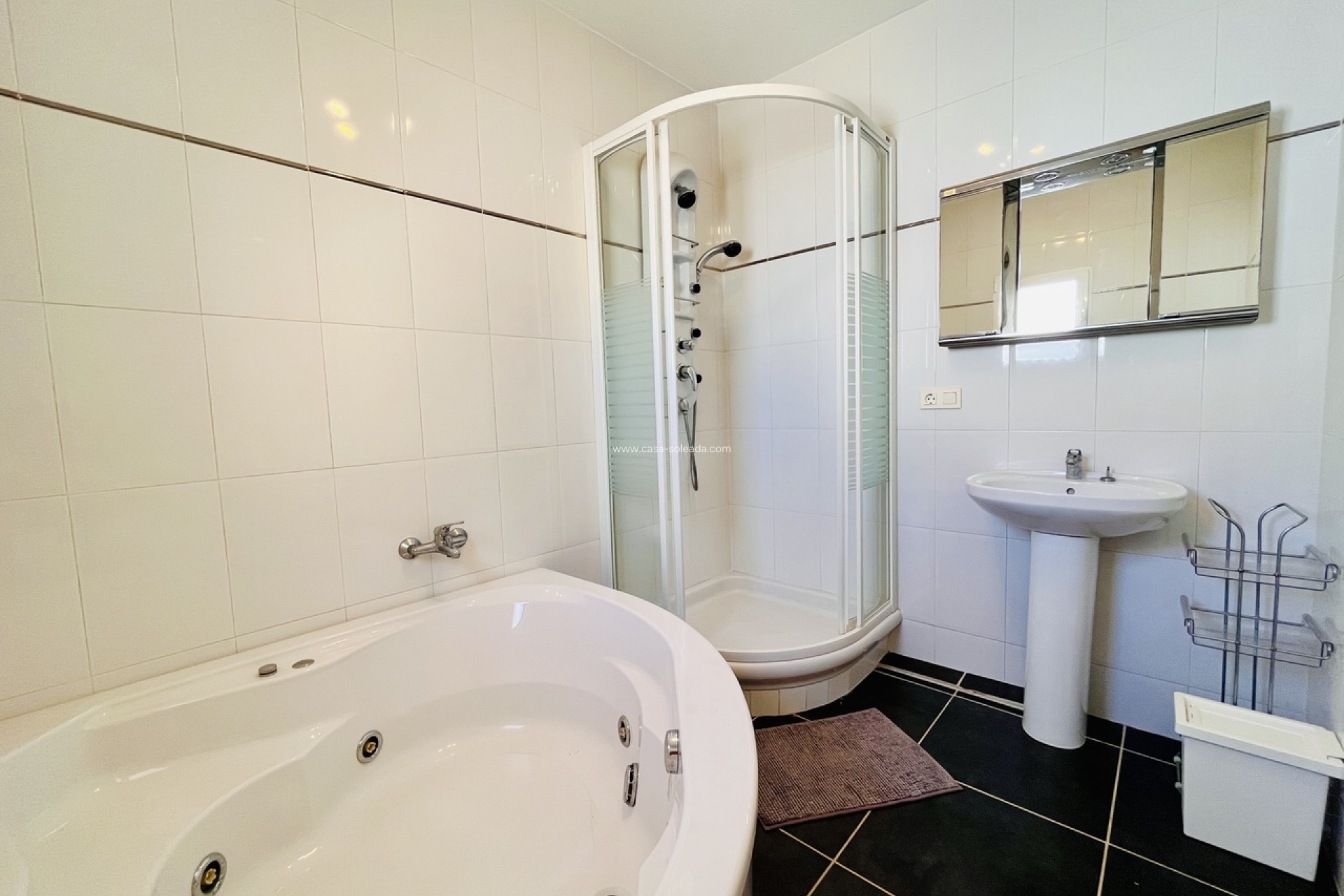 Resale - Villa - San Miguel de Salinas - Inland