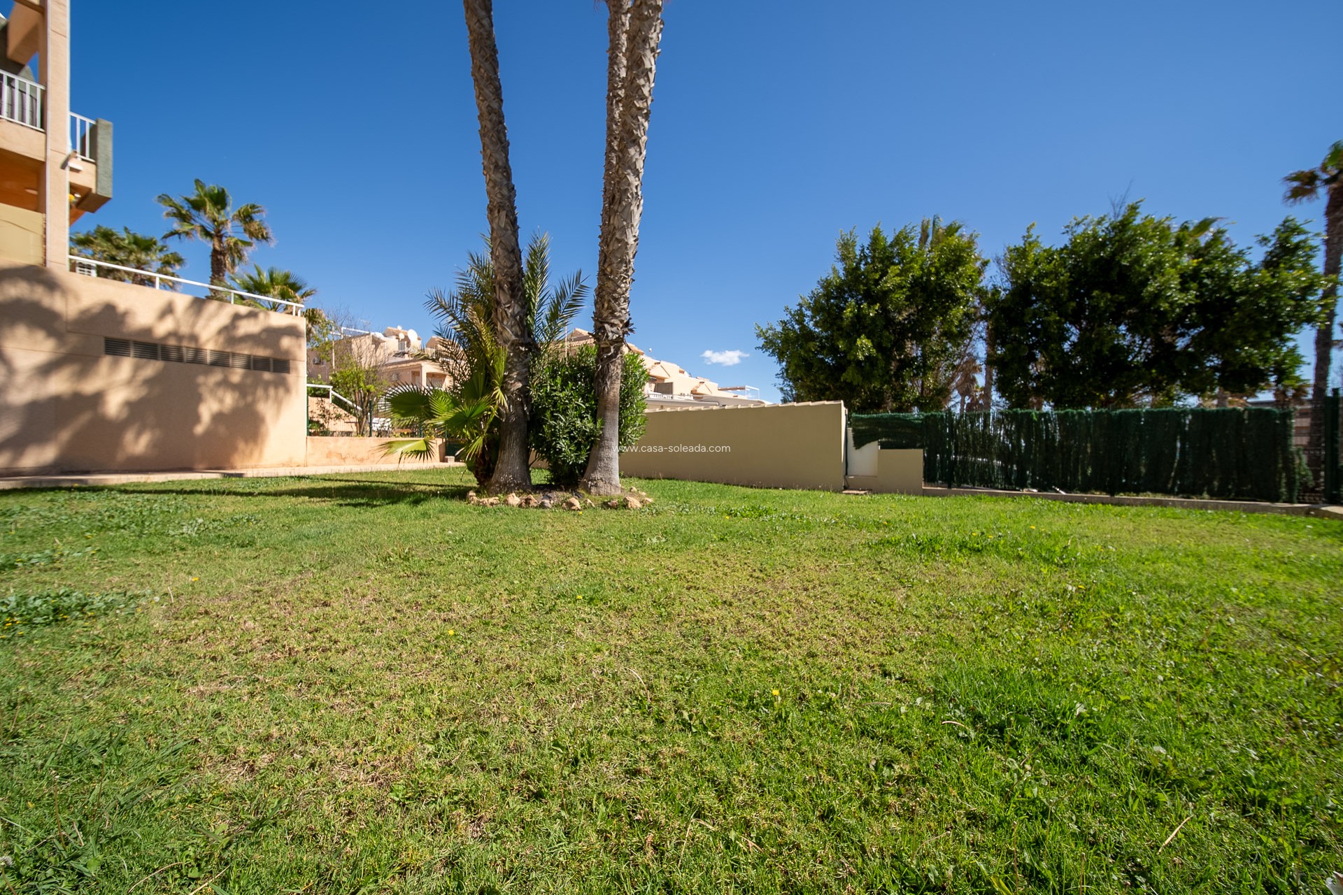 Resale - Villa - Torrevieja - Cabo cervera