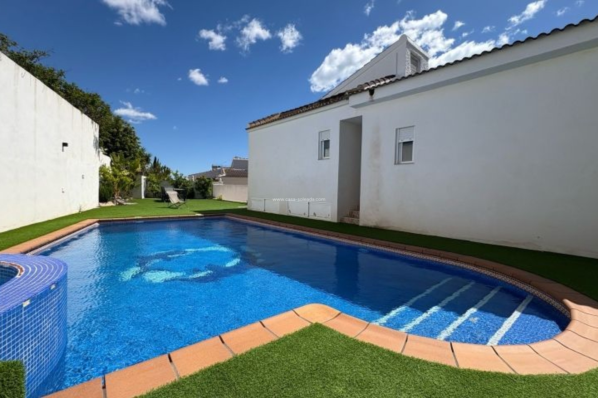 Resale - Villa - Torrevieja - Costa Blanca