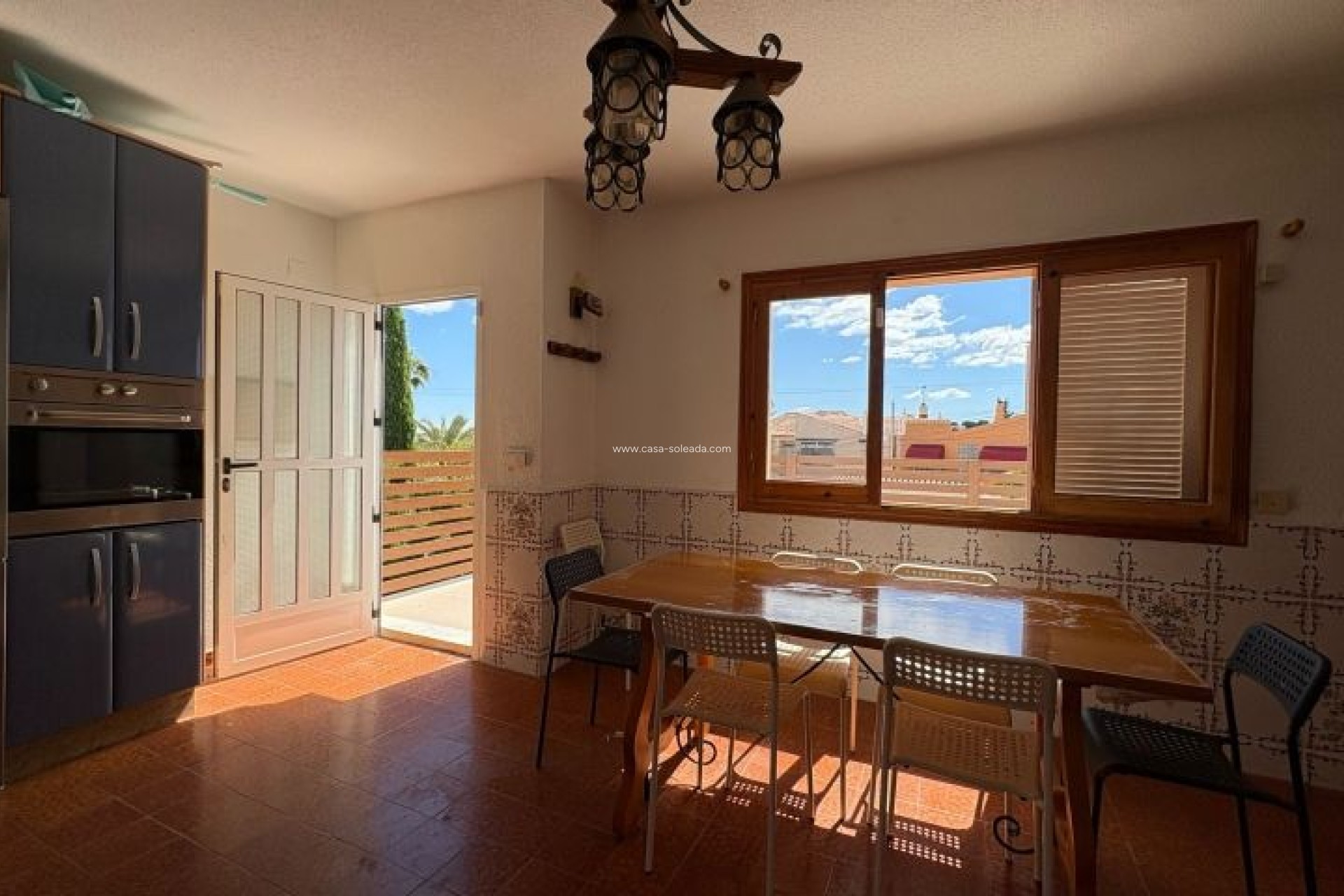 Resale - Villa - Torrevieja - Costa Blanca