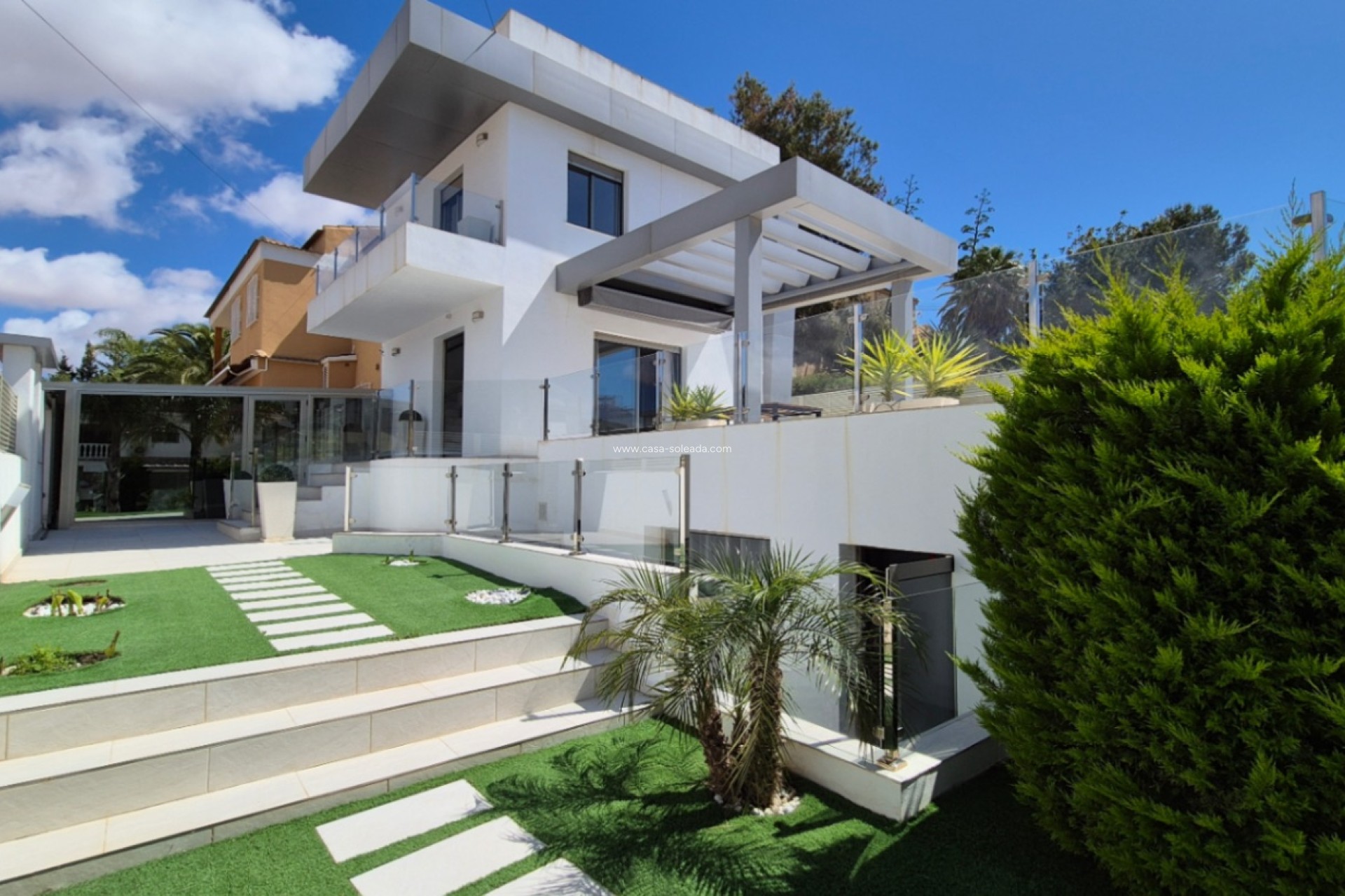 Resale - Villa - Torrevieja - Costa Blanca