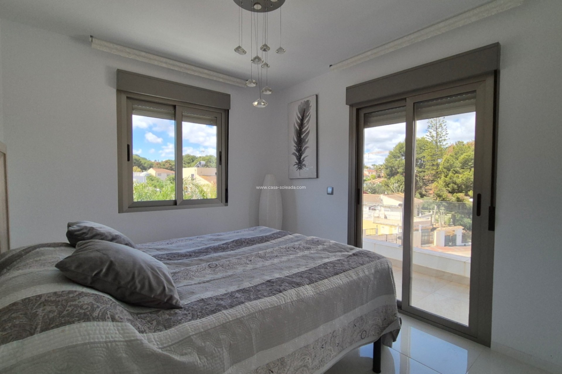 Resale - Villa - Torrevieja - Costa Blanca